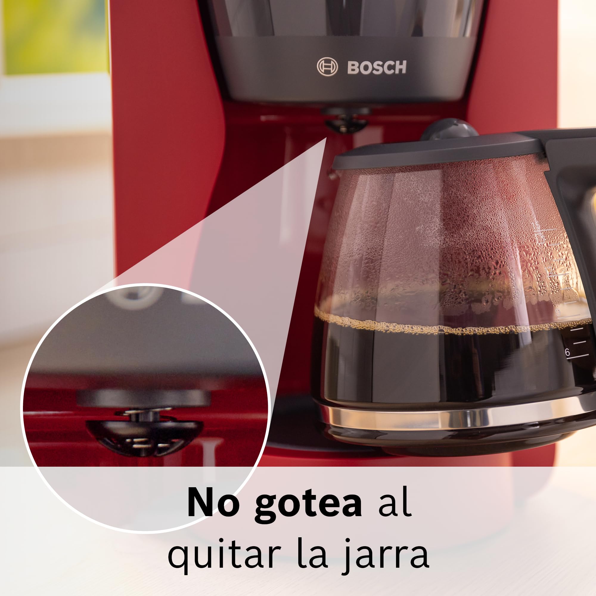 Bosch - Cafetera de Goteo, Jarra de Cristal Ergonómica, Depósito de Agua Extraible, Filtro Extraible, Apagado Automático, Anti Goteo, Rojo, TKA2M114