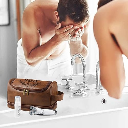 Vista 5 de xrlsg Neceser personalizado para hombres, kit de organizador de viaje de piel sintética grabada personalizada con gancho para colgar, regalo