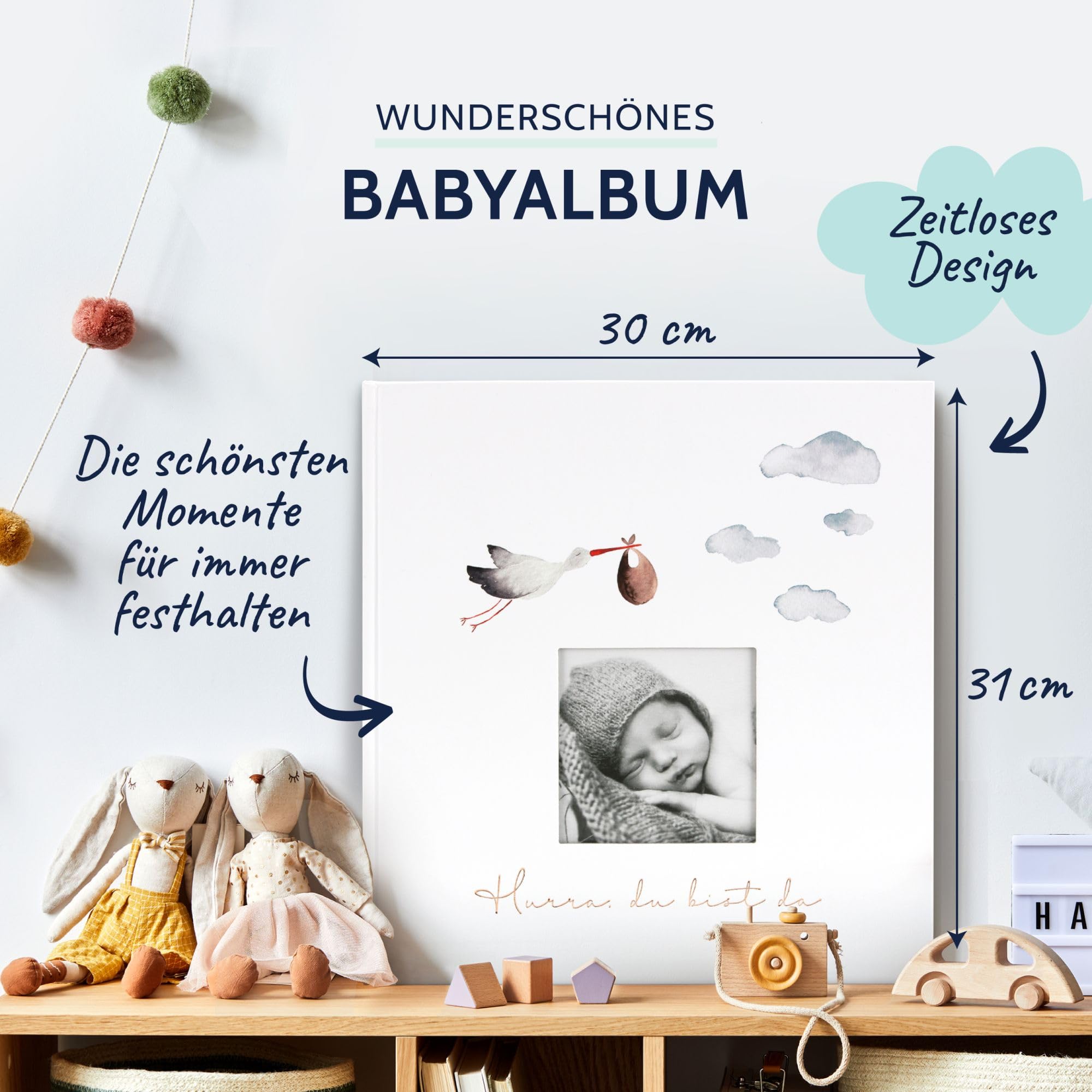 goldbuch 15 474 Babyalbum Hurra - Du bist da!, Babybuch 30 x 31 x 4 cm, Foto Album, 58 weiße Blankoseiten, 4 illustrierte Seiten, Einband aus Kunstdruck mit Goldprägung, Unisex, Fotobuch Weiß