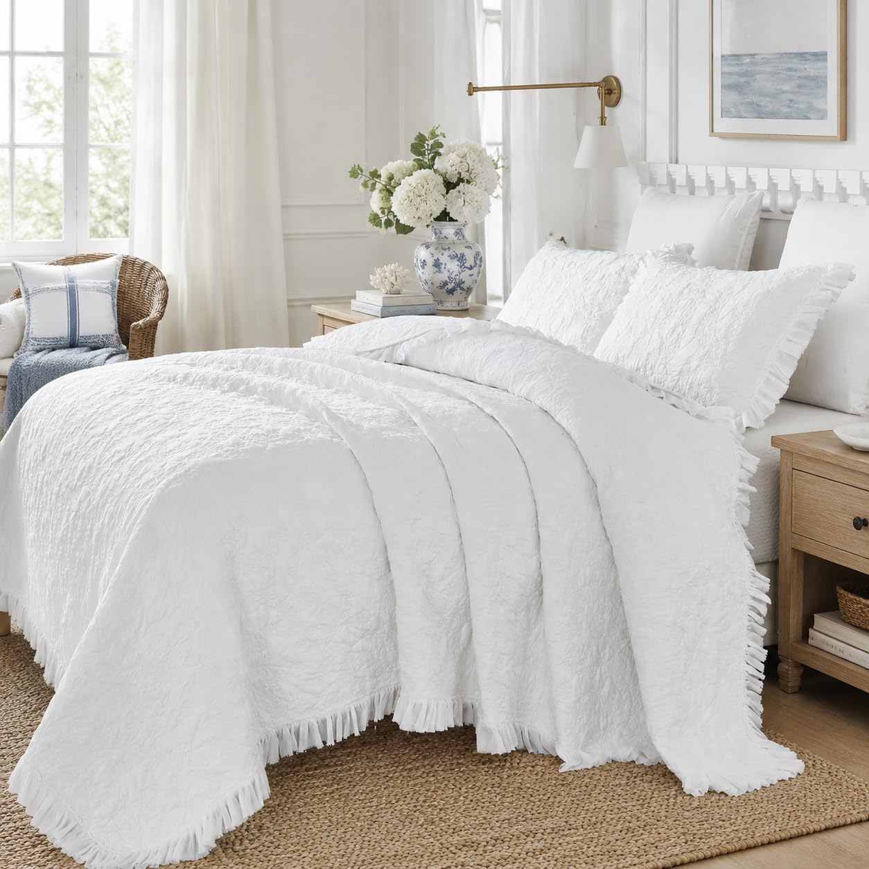 Brandream Juego de Ropa de Cama de algodón Blanco sólido tamaño King, Colcha Matelasse con 2 Fundas de Almohada: Elegante Colcha con Volantes, Juego de Ropa de Cama Ligero Femenino