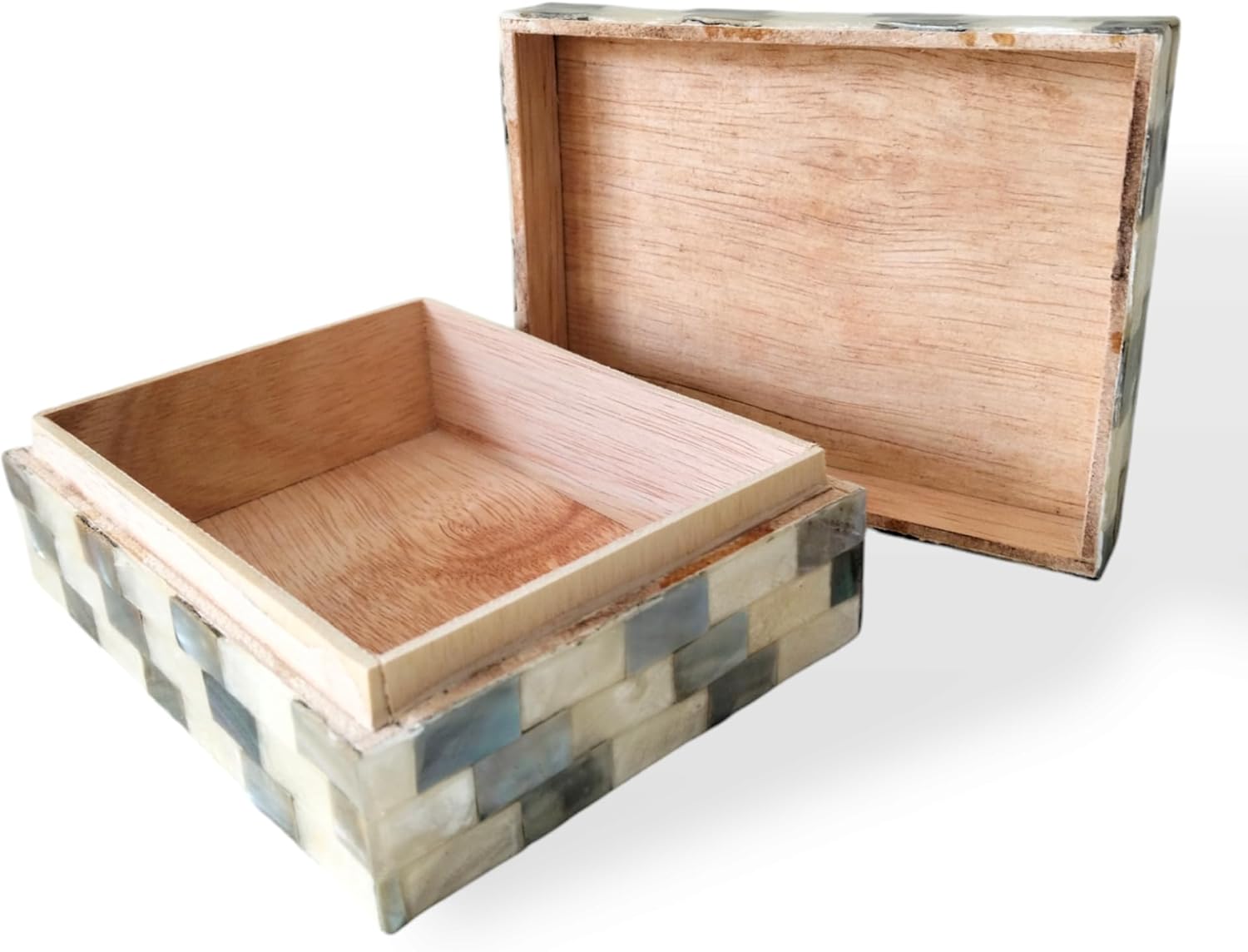 Ocean Whisper Treasure Box from Tropical Island Paradise Bali, Exotic Shell Inlay, Hold Your Fond Memories of the Beach, Vanity and Bathroom Decor Accessory, Boho Style, Gift for Friends & Family