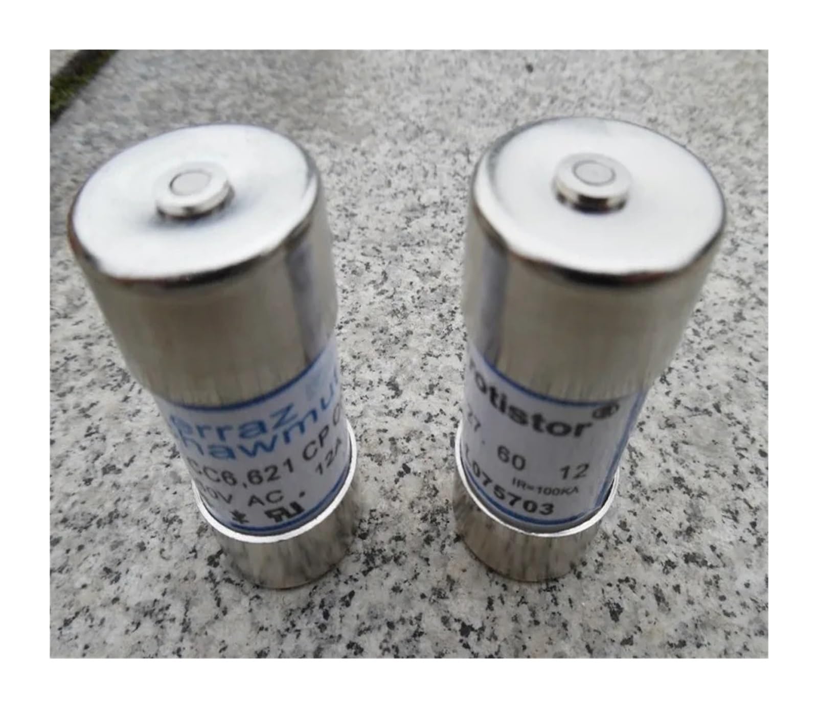 Fusible FD27GRB66V6.3T Z098600 cartouche cylindrique CC6 660VDC