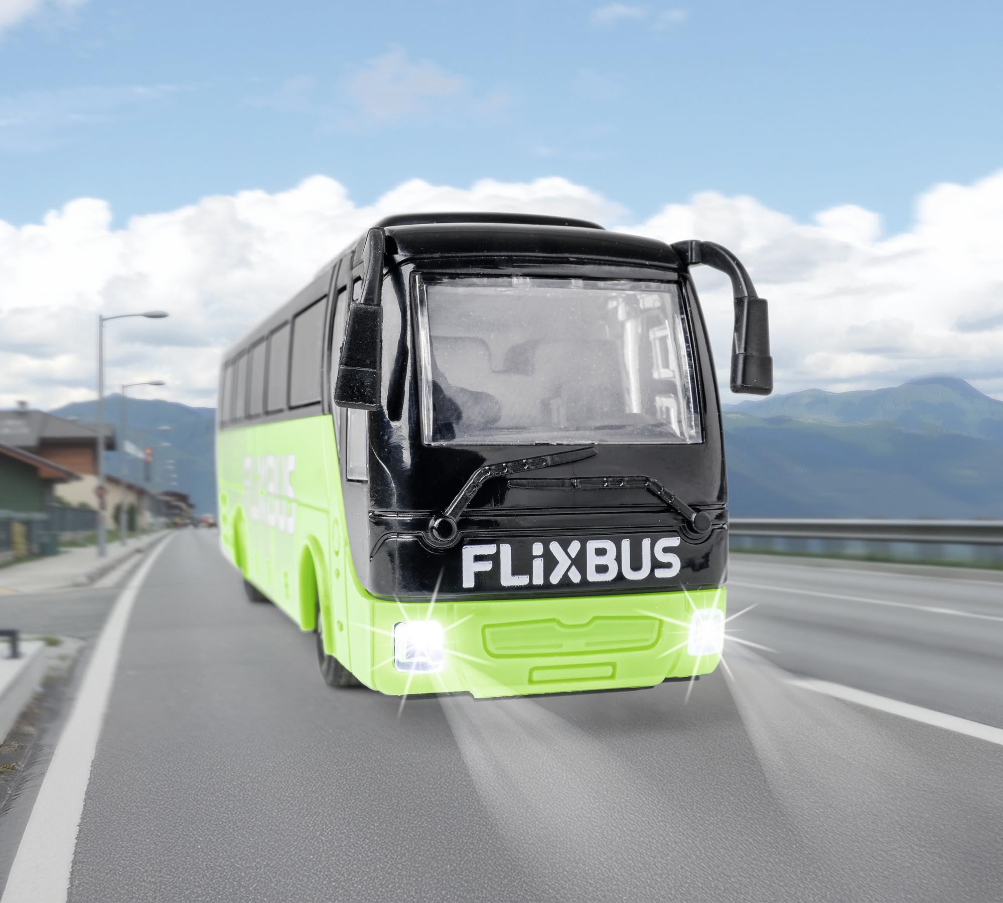 Carson 1:64 Flixbus 2,4 GHz 100% RTR - 100% prêt à Rouler, Bus Jouet, Voiture Jouet, Voiture télécommandée, pour Enfants à partir de 3 Ans, autonomie env. 80 Min, Bus RC, télécommandé