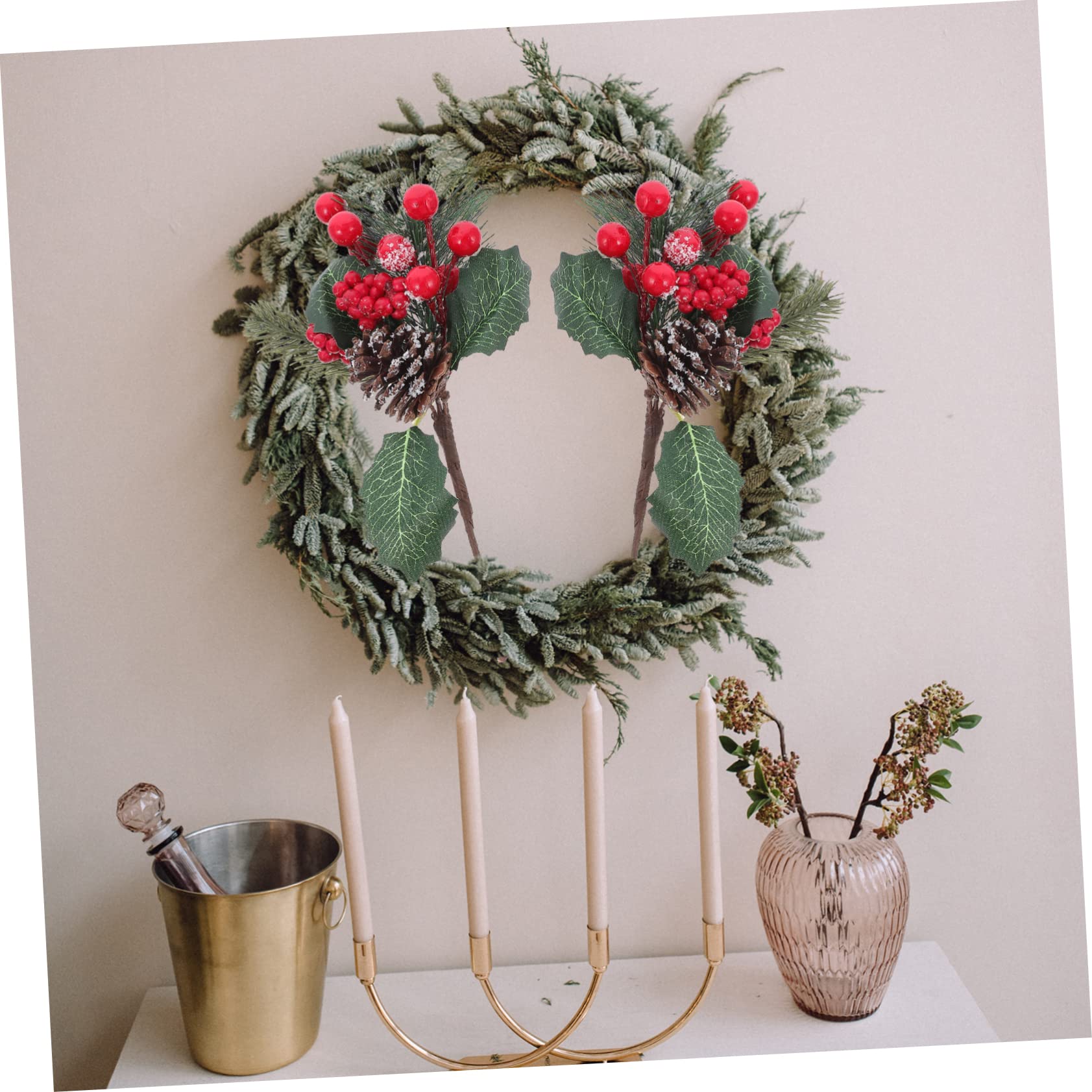 TOPBATHY 8 Piezas Esquejes de Frutos Rojos de Aguja de Pino Tallos de Frutos Rojos Artificiales para Ornamento decoración Conos de Pino Falsos Aguja de Pino Falso Agujas de Pino piñas Ramo