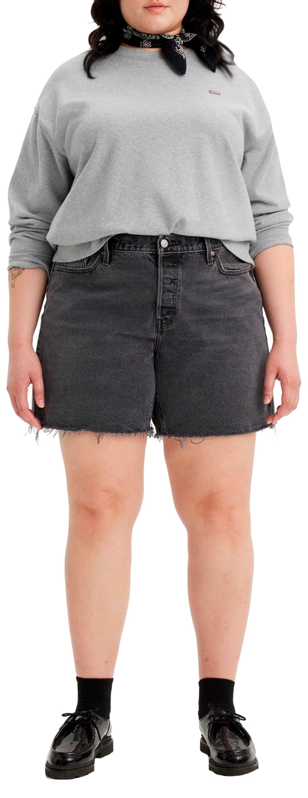 Levi's Plus 501® 90S Short MID-Length Shorts,