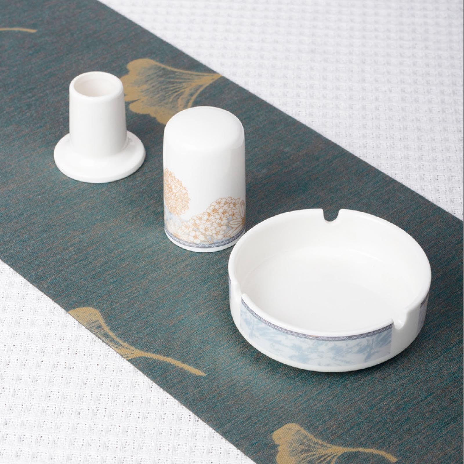 Amazon.co.jp: HYAOYMEND 高温ボーンチャイナ食器セット、皿、皿