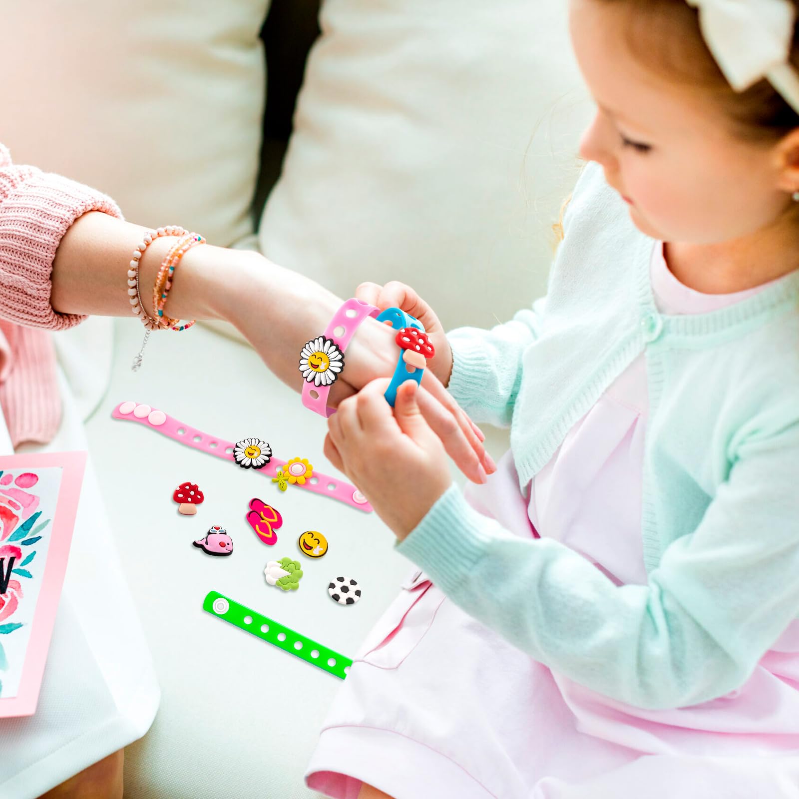 20 pulseras de silicona con dijes, pulseras de 8 pulgadas a granel para niños, pulseras de silicona ajustables de goma para sostener los dijes de zapatos para regalo de estudiantes, 8 pulgadas 5