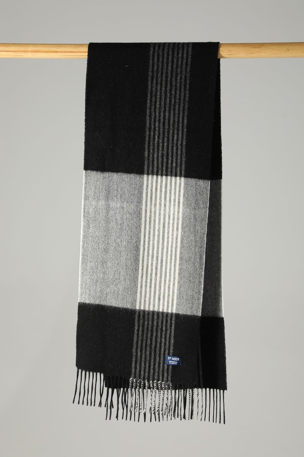 EP Mode Men's 100% Cashmere Scarf, Classic Plaid Design & Gift-Ready Packaging - Image 6