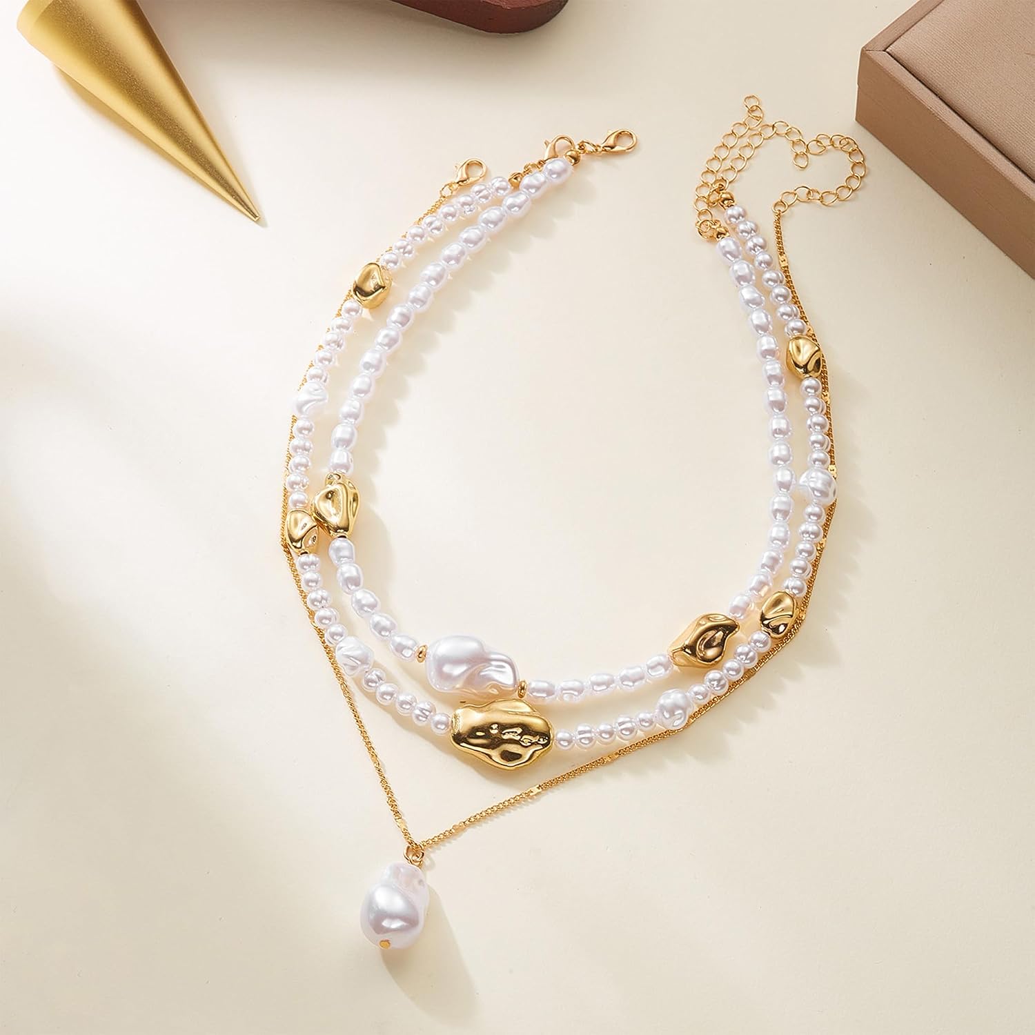 Layered Baroque Pearl Necklace for Women Elegant Gold Multi-Layered Pearl Beaded Choker Trendy Wedding Party Jewelry