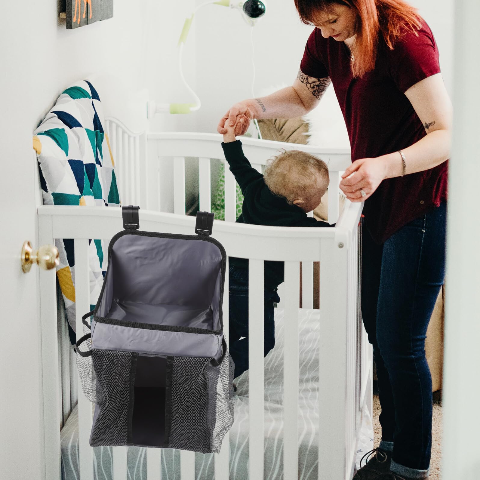 Gatuida Hängender Wickel Organizer mit Großem Fach und Mesh für Windeln und Babyutensilien Faltbarer Aufbewahrungsbeutel für Babybett Vielseitige Kultur Windeltasche für Unterwegs