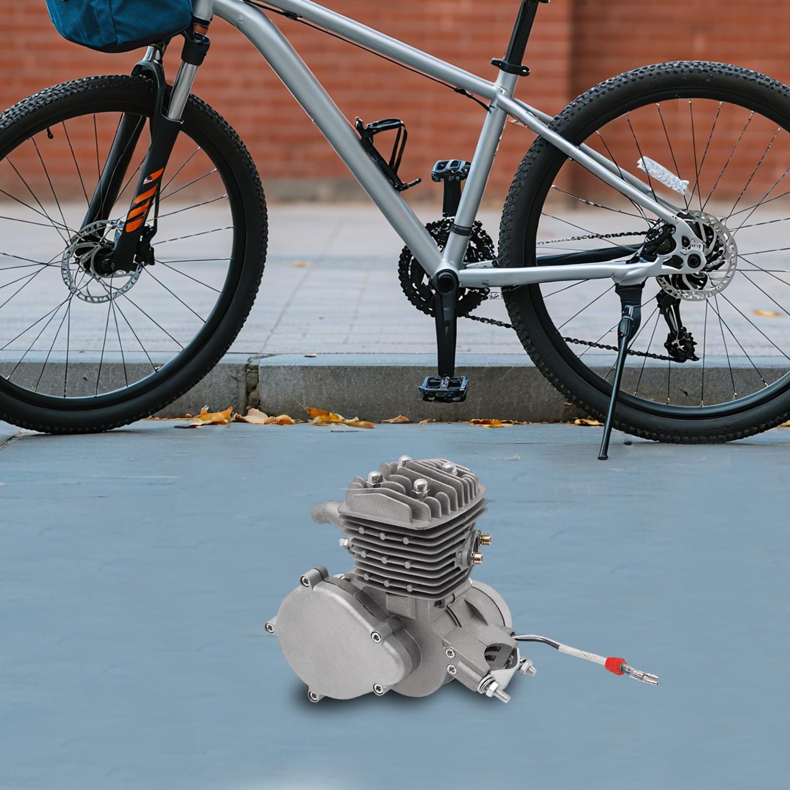 66CC Motor 1,85KW 5500U/min 2 Takt Fahrradmotor mit Einlassrohr, Pocket Bike Motor Gute Wärmeableitung Einzelzylinder Dirtbike Motor für Mountainbikes, Cruiser, Motorräder, Rennräder (Silber)
