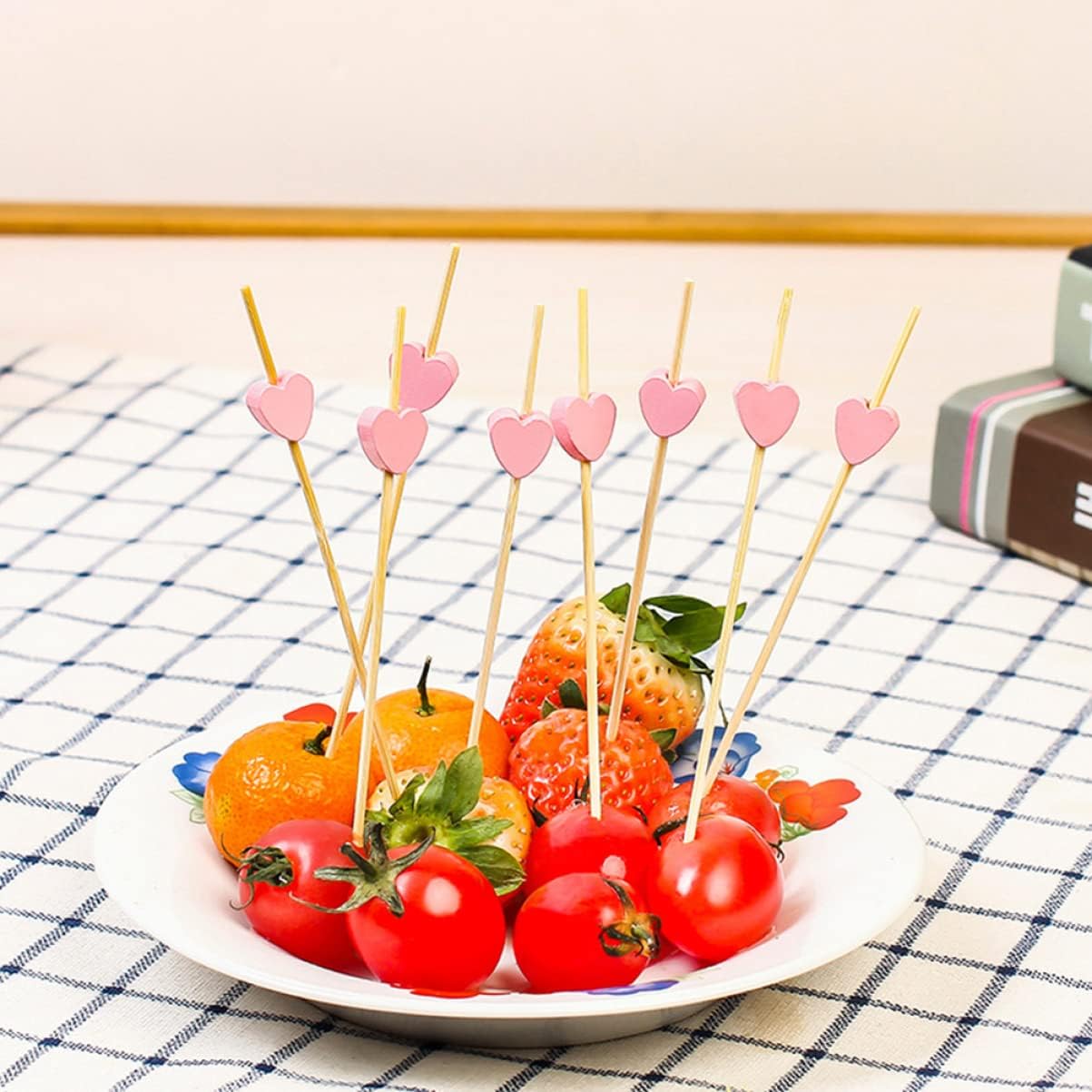 jojofuny 400pcs Heart Shape Bamboo Food Picks Decorative Cocktail Picks for Fruit Appetizers Wedding Party Supplies