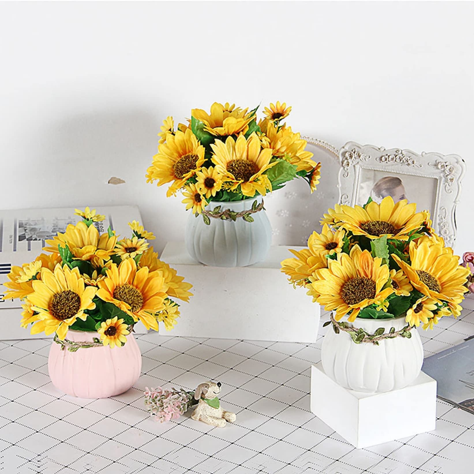 Amazon｜向日葵 ひまわり 造花 欧式 セラミック花瓶付き ミニ 小さい