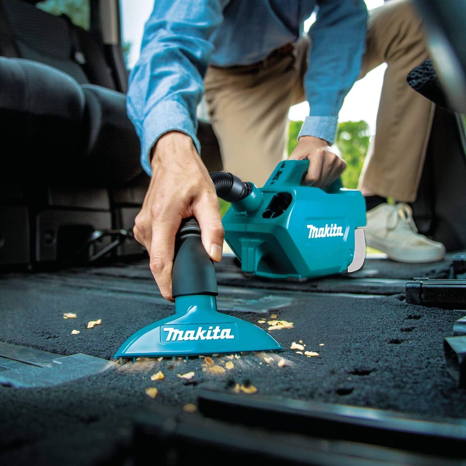 Makita DCL184RF Aspirador para Coche, 18V LXT, 500mL, 3,0Ah