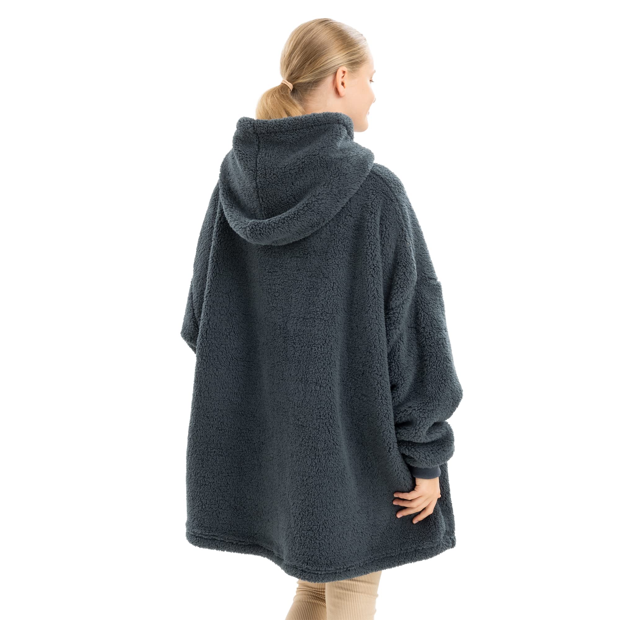 HOMELEVEL XL capuchontrui - plaid met mouwen en sherpa-fleece zak