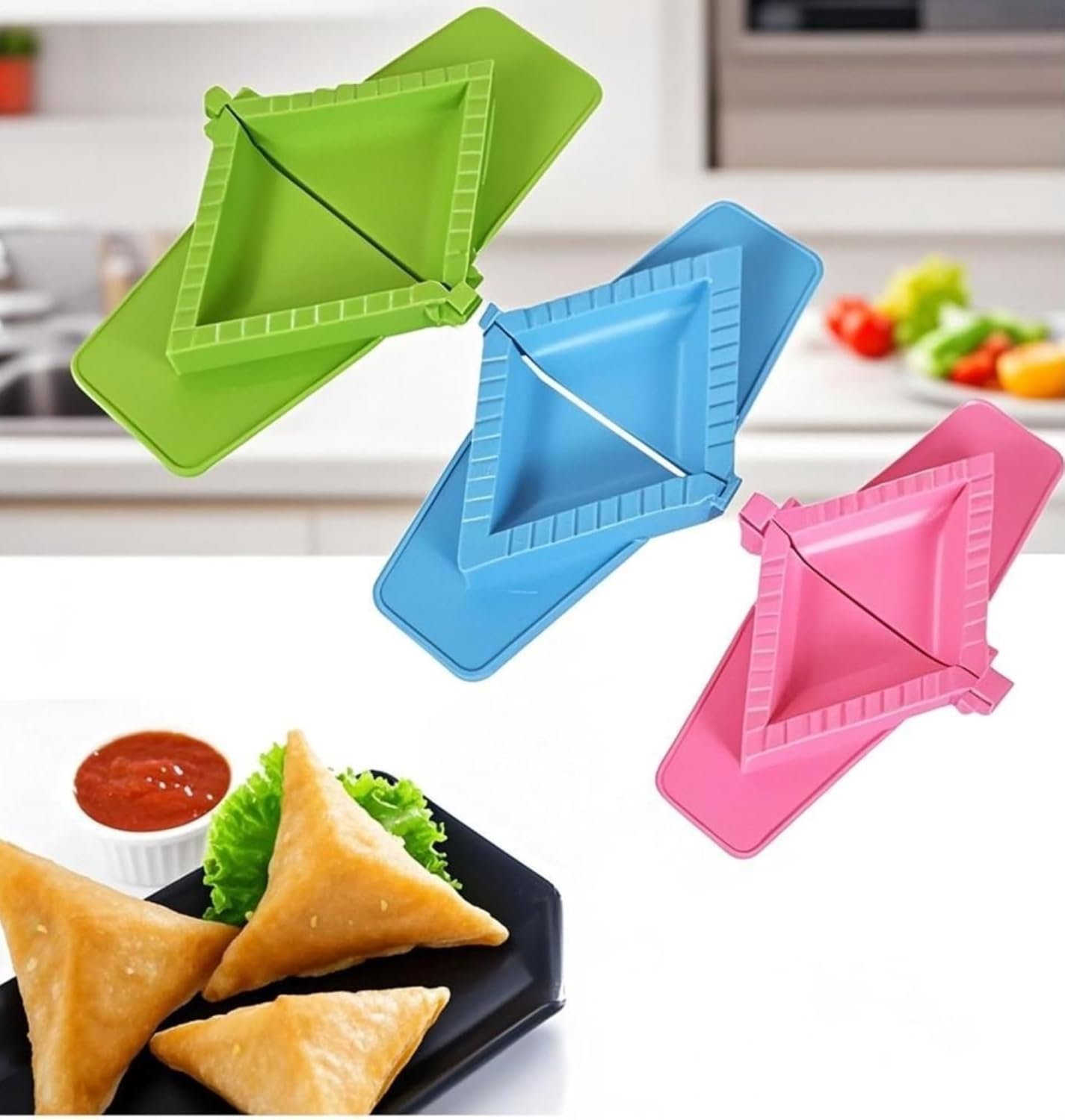 Dumpling Maker, Triangle Dumpling Ravioli Maker Set, Press Pierogi Mold Essential Kitchen Tools, Empanadas Press Kitchen Gadget for Dumpling Empanada Calzone Ravioli and Turnover Pierogi, 3Pcs