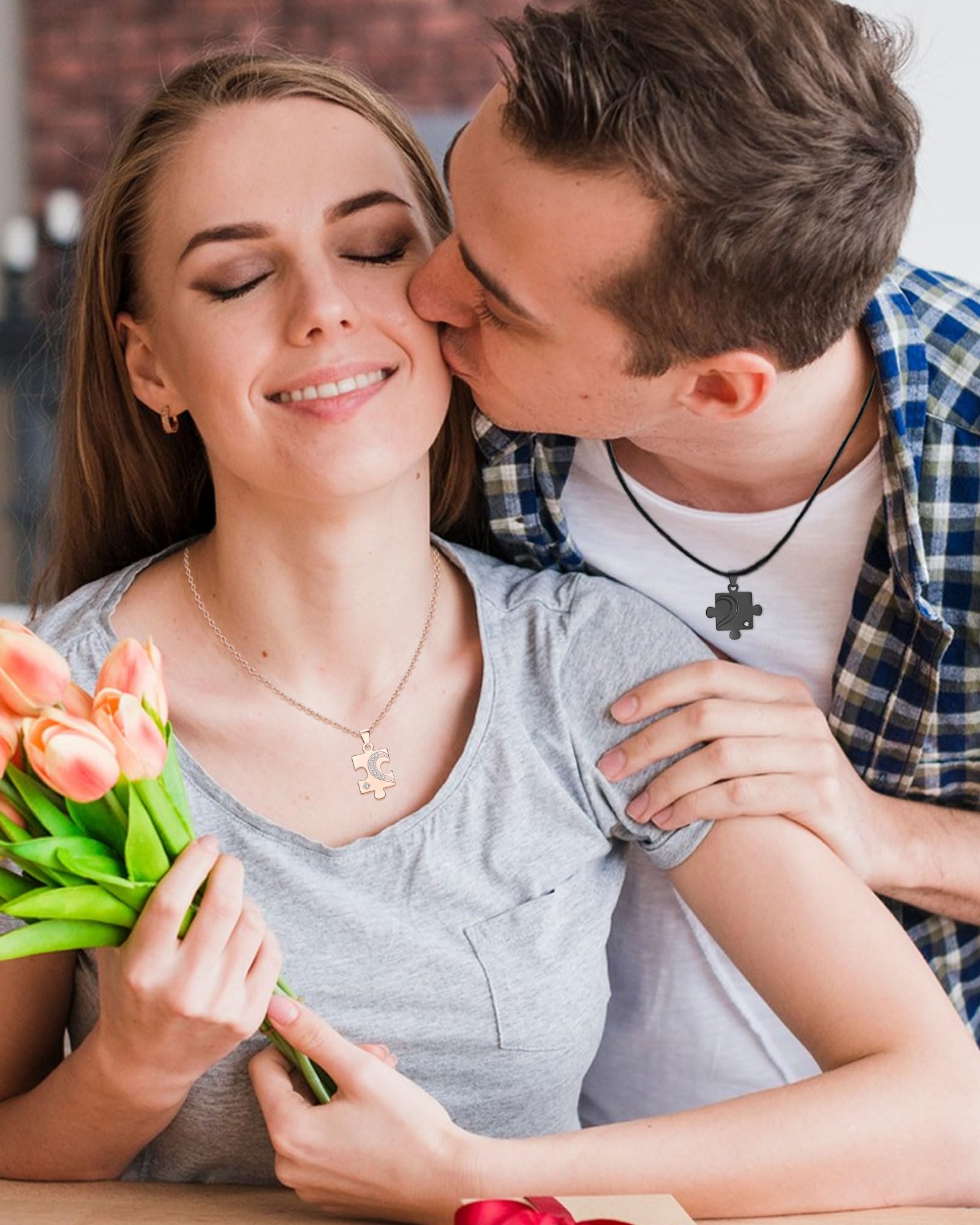 CheersLife Collana Puzzle Anima Gemella, Regalo Romantico per Coppia Lui Lei Fidanzato Fidanzata, 2 Collane di Amore Corrispondenti, Regalo per San Valentino, Anniversario Natale Fidanzamento