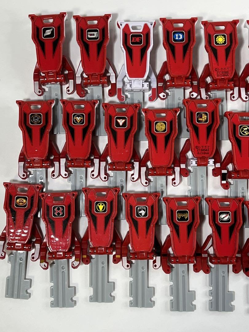 Amazon.co.jp: 海賊戦隊ゴーカイジャー DXレンジャーキー36戦隊