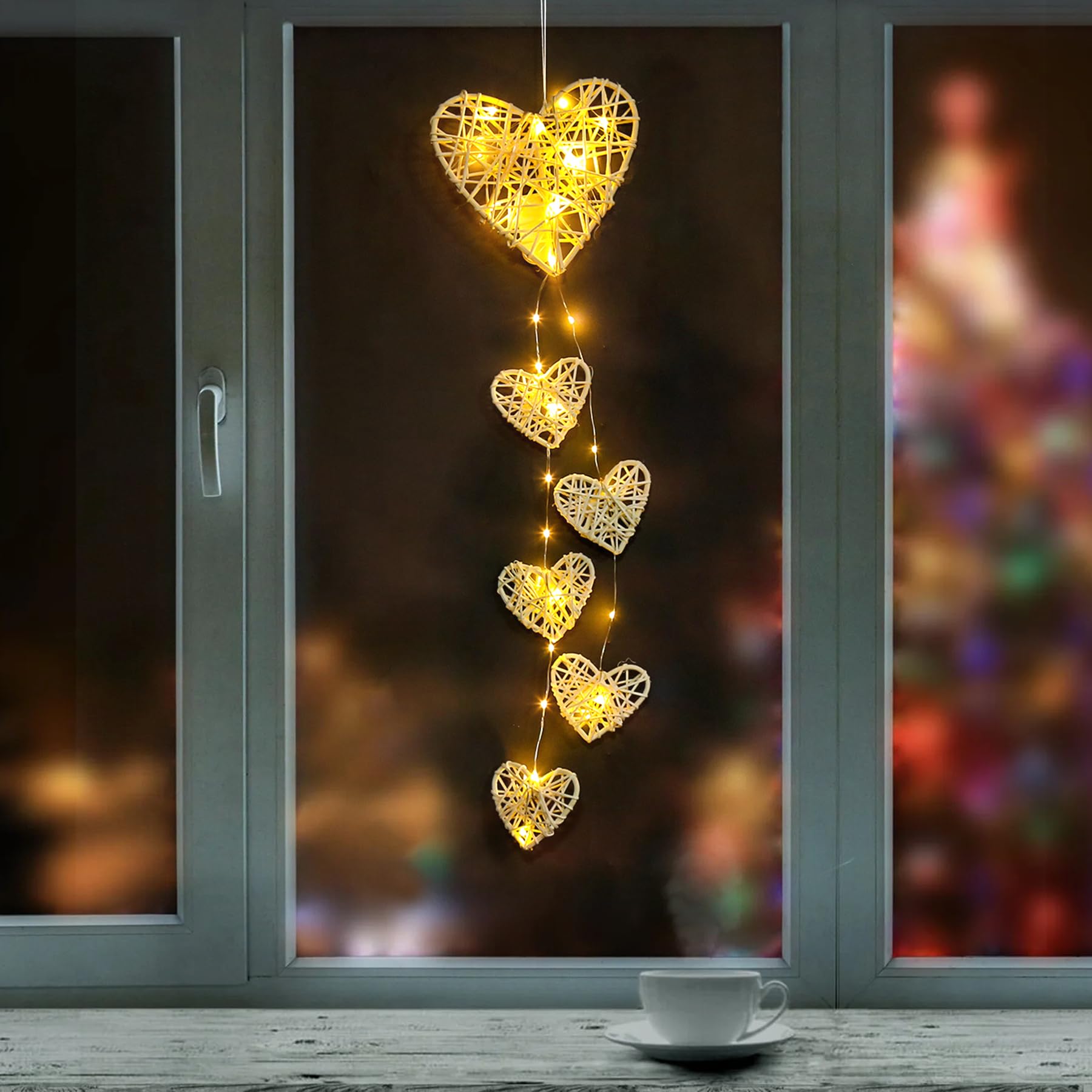 Deko-Hänger Mit 6 Beleuchteten Herzen in Weiß, LED Lichterkette Mit Batterie, Warmweiß Herz Deko für Wanddeko, Hängedeko, Weihnachten Fenster Lichter Indoor Beleuchtung