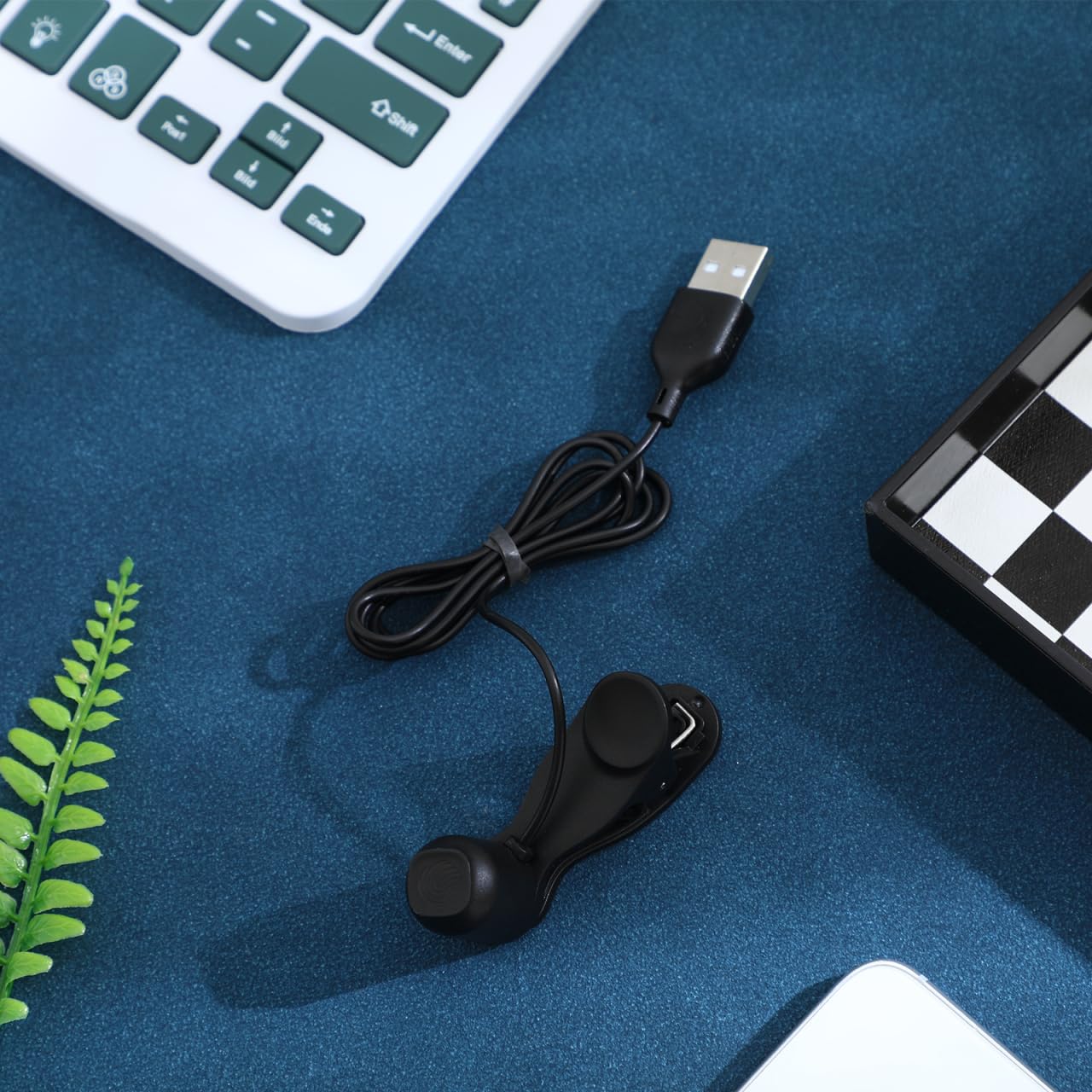 jojofuny Cliquet automatique pour smartphone : clic de vitesse pour taper sur l'écran du téléphone, outil simulé pour un clic continu avec le doigt pour la diffusion en direct, les jeux,
