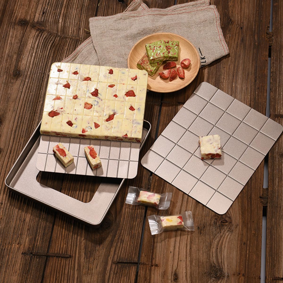 Operitacx Set di Utensili da Forno per Torrone 3 Pezzi in Metallo Antiaderente Teglia e Stampo per Dolci Fatto a Mano, Resistente e Facile da Pulire, per Preparazioni Dolciarie e Regali