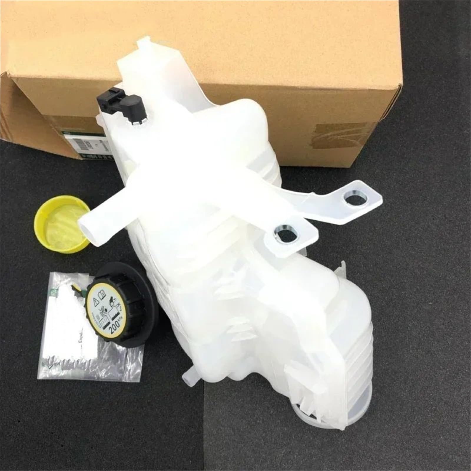 Zbiornik wyrównawczy płynu chłodzącego pasujący do Land Rover Discovery 3 4, pasuje do Range Rover Sport, zbiornik wyrównawczy z czujnikiem LR020367(Tank without lid)