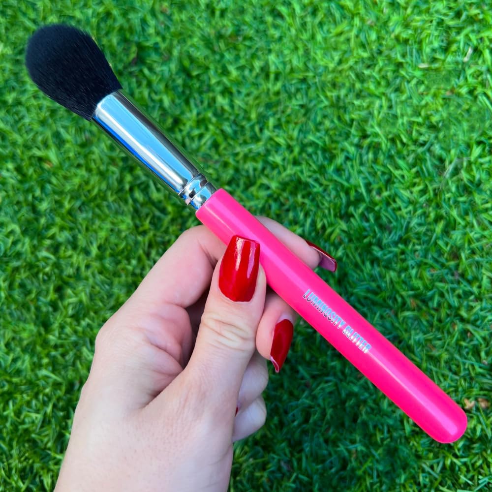 Hot Pink Glitter and Makeup Brush, Hot Pink Wood Handle, Soft Synthetic Bristles, Blush and Bronzer Application - Image 2