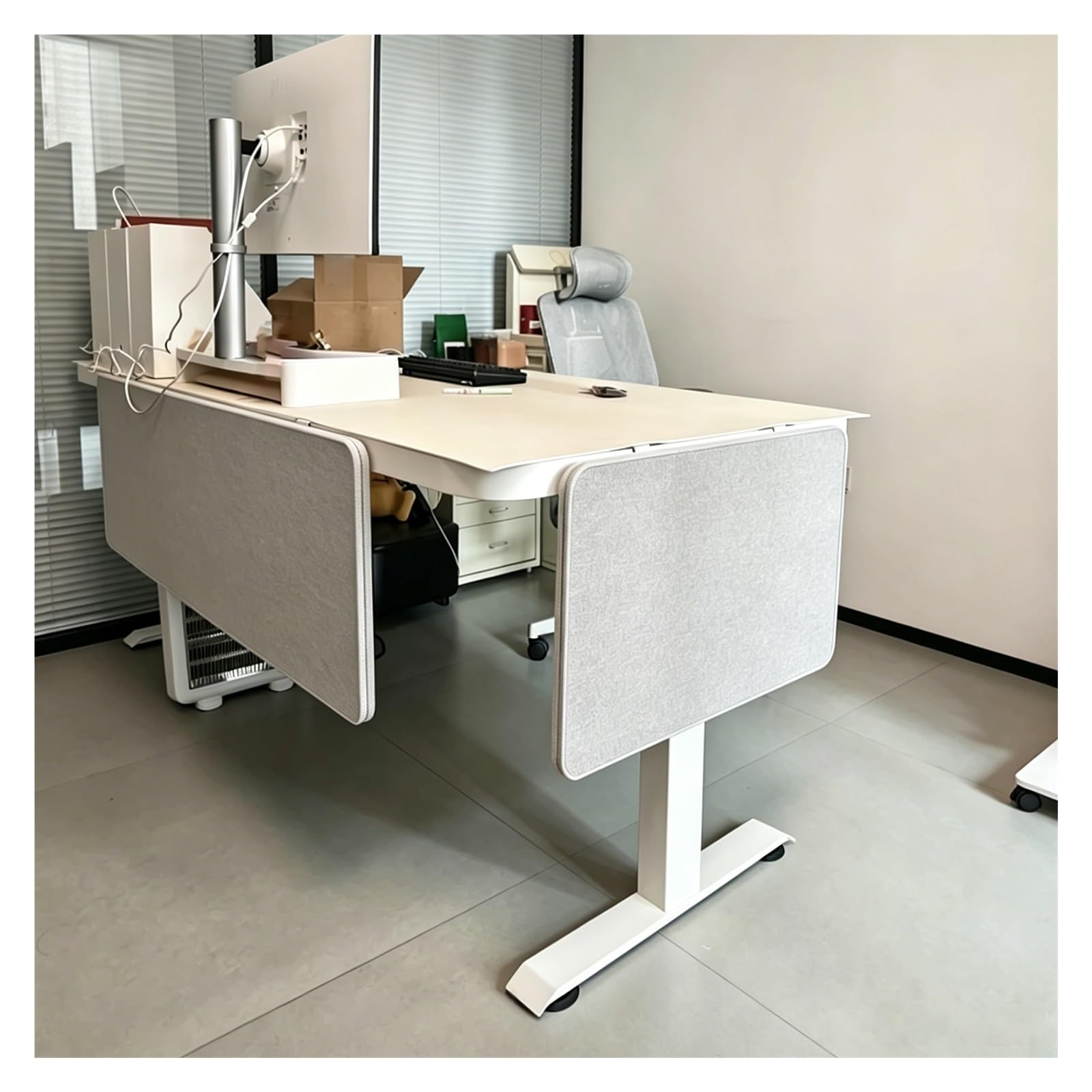 Séparateur de bureau de protection sous plateau pour le télétravail à la maison