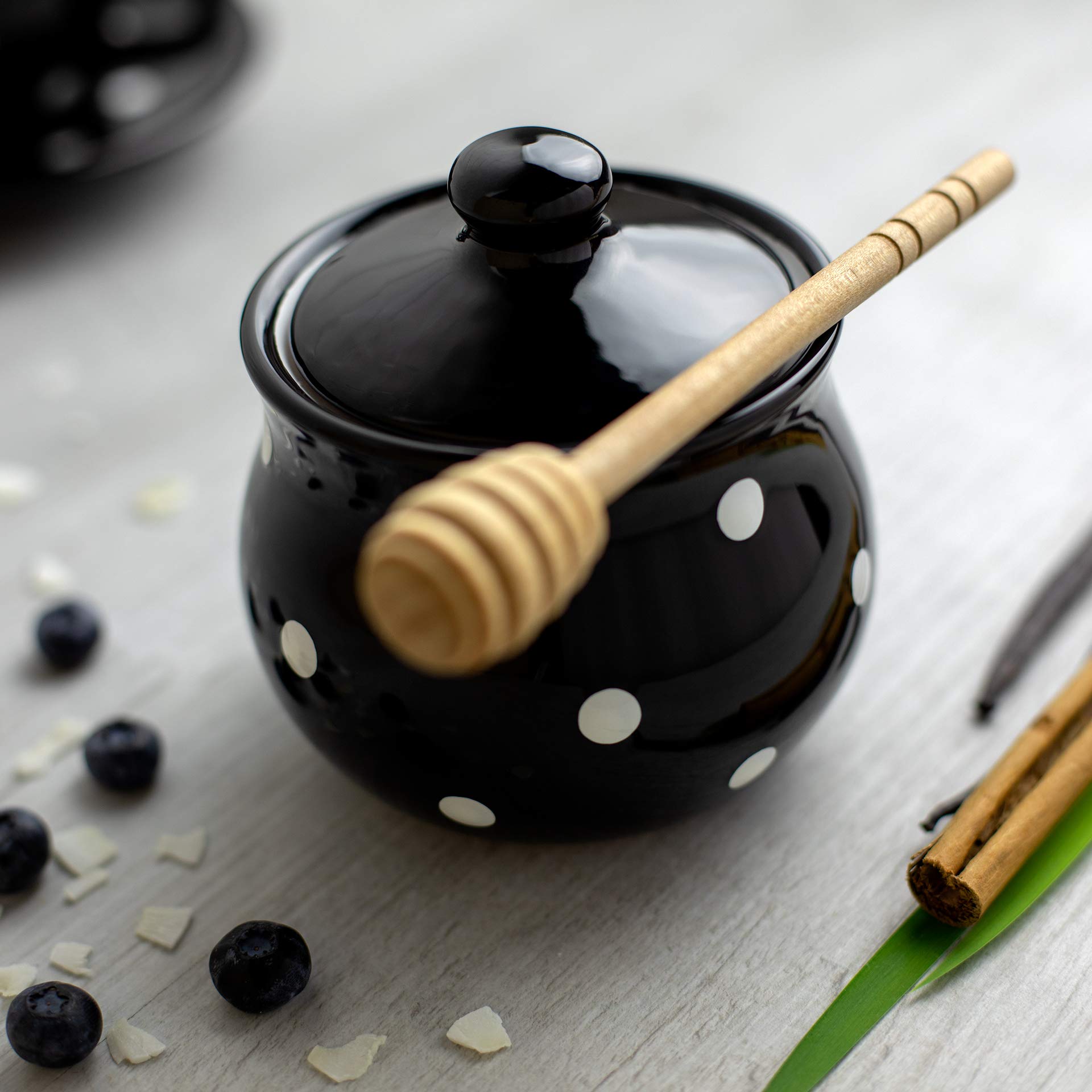 City to Cottage® Set da Tè con Teiera Grande da 1,7l, Bricco del Latte e Zuccheriera con Fantasia a Pois Nero e Bianco | Realizzato e Dipinto a Mano in Ceramica