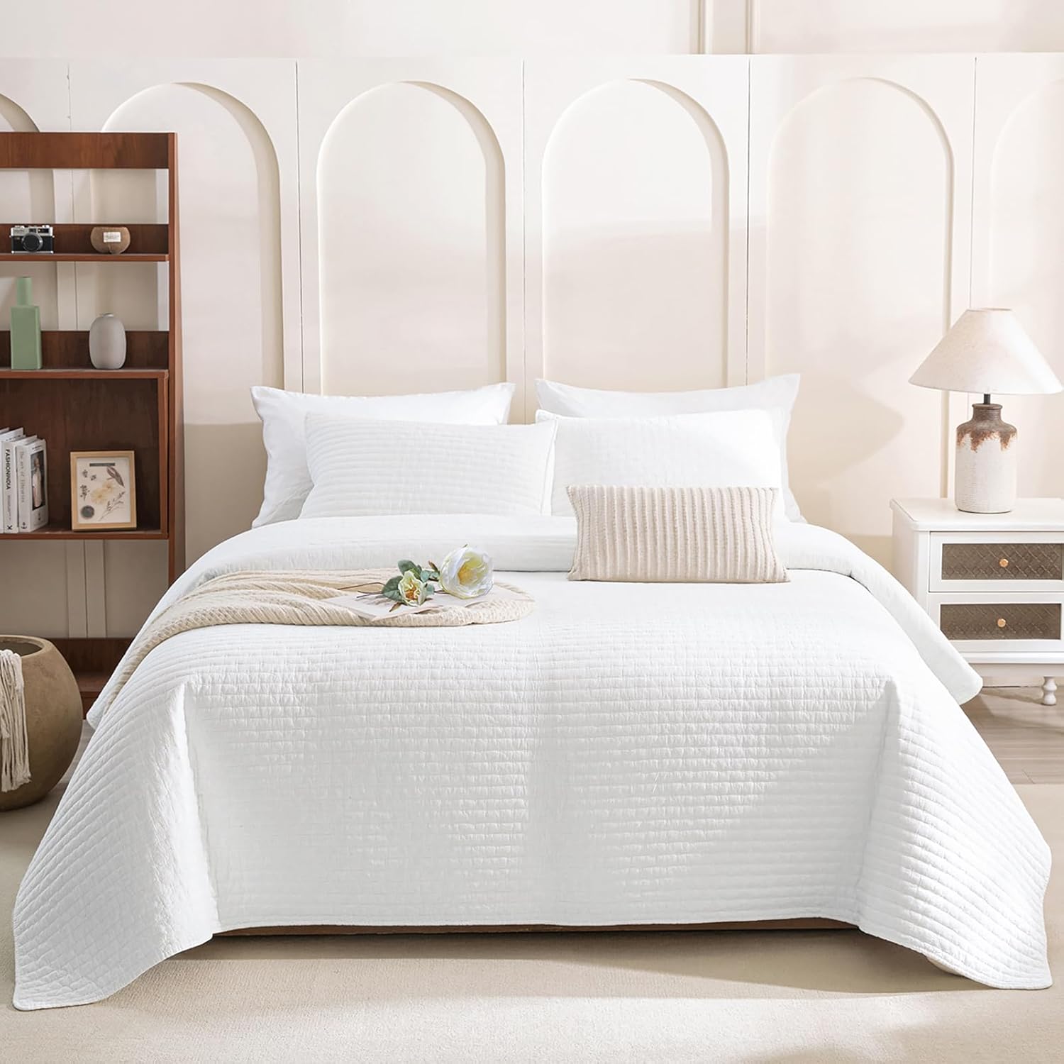 Lady Ann Oversized King Quilt 120x120, White Oversized King Bedspreads Set for Bed, Lightweight & Soft Farmhouse Coverlet All Season Extra Large 3 Pcs Quilted Bedding Sets Oversized King(120x120) White Quads