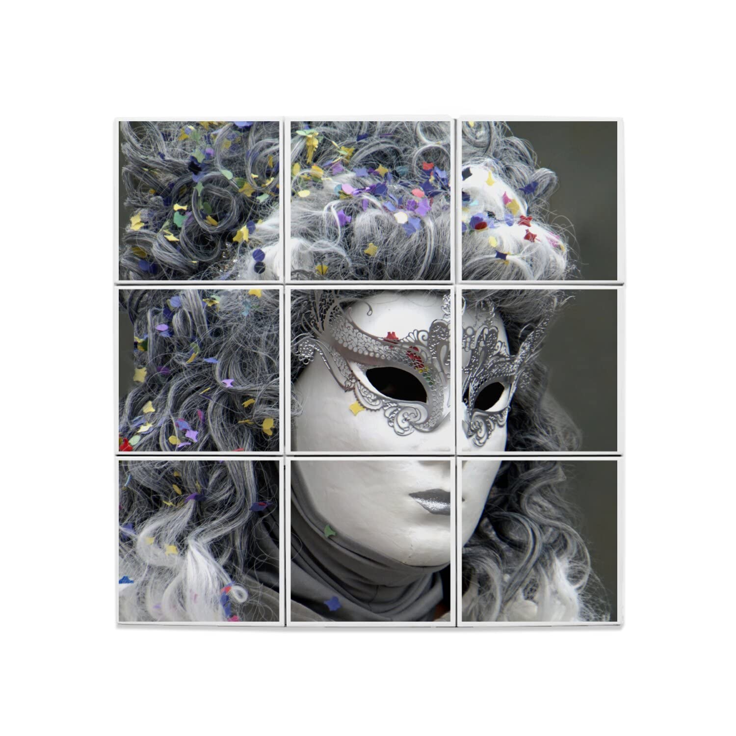 Carreaux céramique masque blanc et argent tableau 45 cm