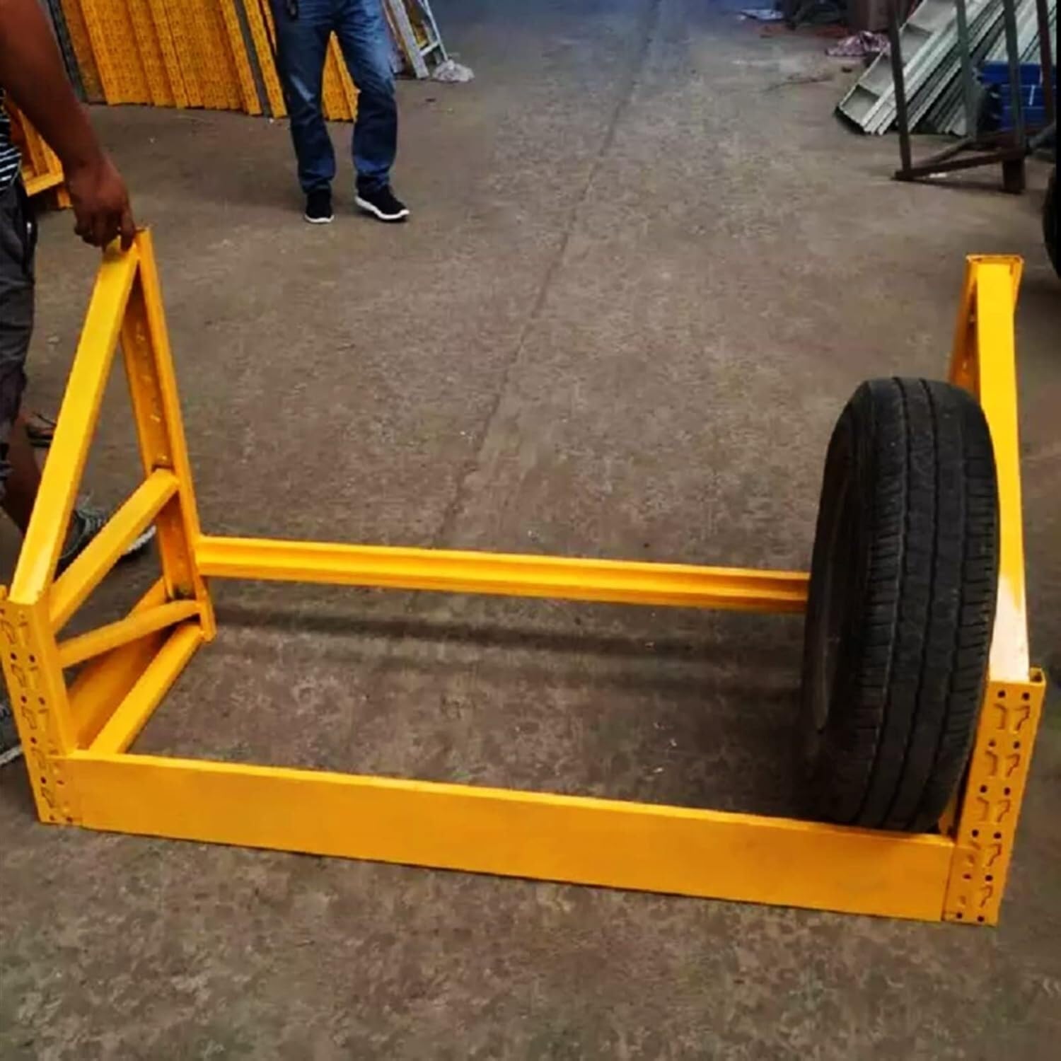 Mehrreifen-Aufbewahrungssystem for die Garage, Reifenregal zur Wandmontage, Hochleistungs-Reifenregal for Garage/Werkstatt, Gelb (ohne Reifen)