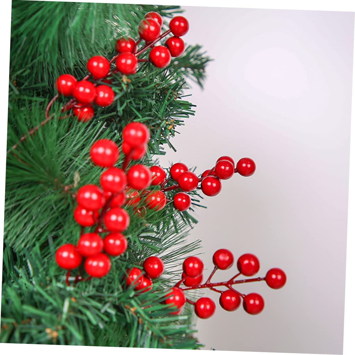 Cabilock 90 Pièces Fruits Rouges Bricolage Décor De Fruits Rouges Branches De Houx Cueillette De Baies De Houx Cueillettes De Baies De Noël Faux Rouge Plante Hiver Mousse