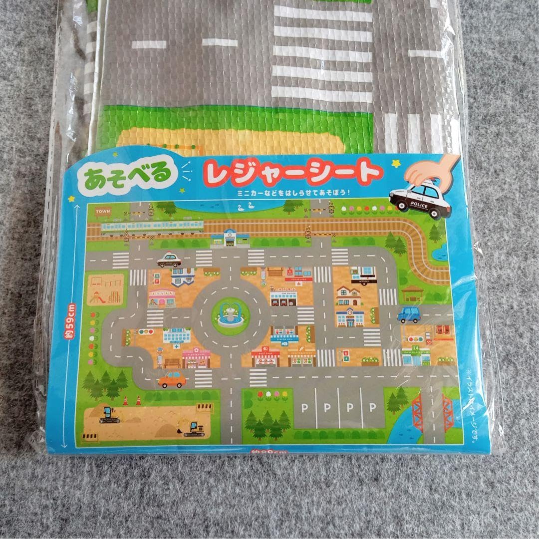 超！激レア【どこでもいっしょ】トロと仲間達　レジャーシート Amazon.co.jp: どこでもいっしょ トロちゃんのレジャーシート