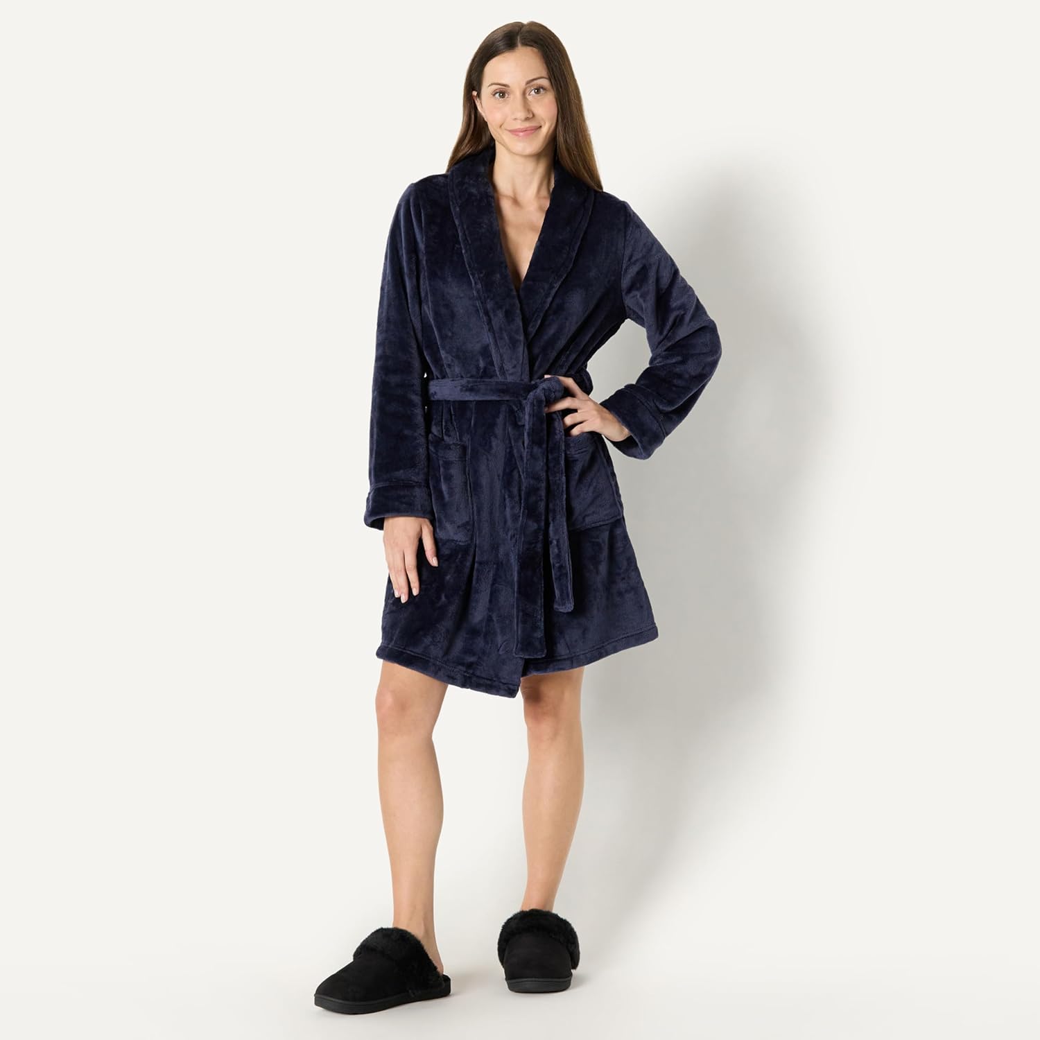 Amazon Essentials Women's Faux Fur Cozy Slippers - Image 3