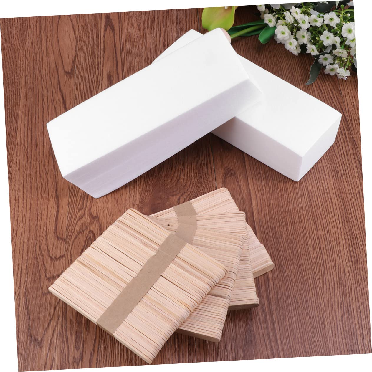 400pcs Professional Hair Removal Wax Strips Set Depilatory Strips and Wax Applicator Sticks for Facial Use and Skin-friendly for Salon and Home Waxing