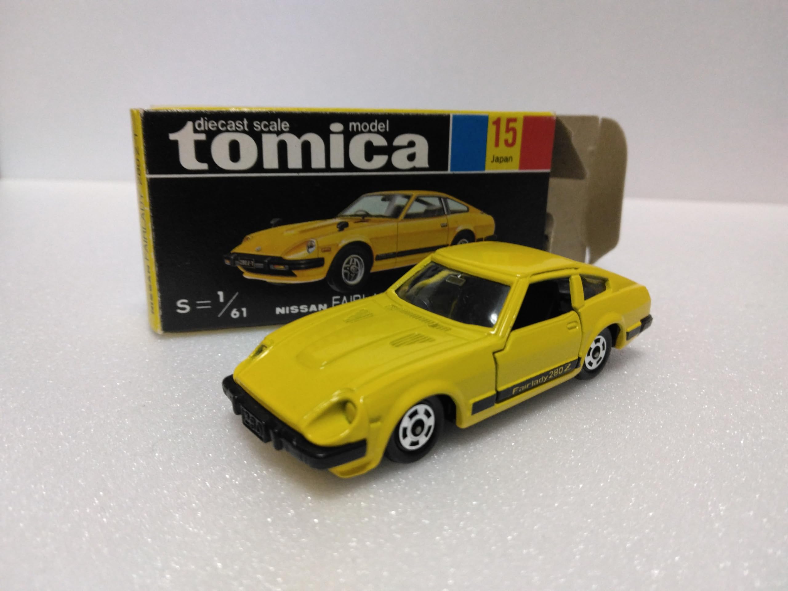 トミカ フェアレディ280Z-T イエロー Amazon.co.jp: トミカ 黒箱 No.15 日産 フェアレディ 280Z-T ダイ
