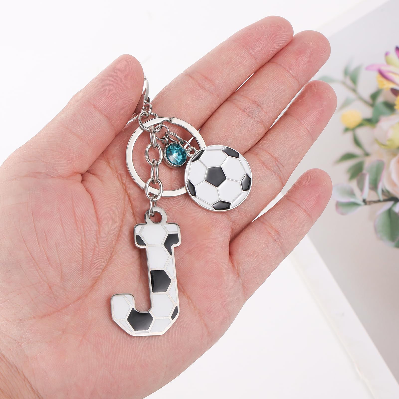 MWOOT Llavero Futbol de Letra Inicial, Llavero Nombre con Colgante de Fútbol para Niño Niña, Regalo para Bolso Mochila Llave