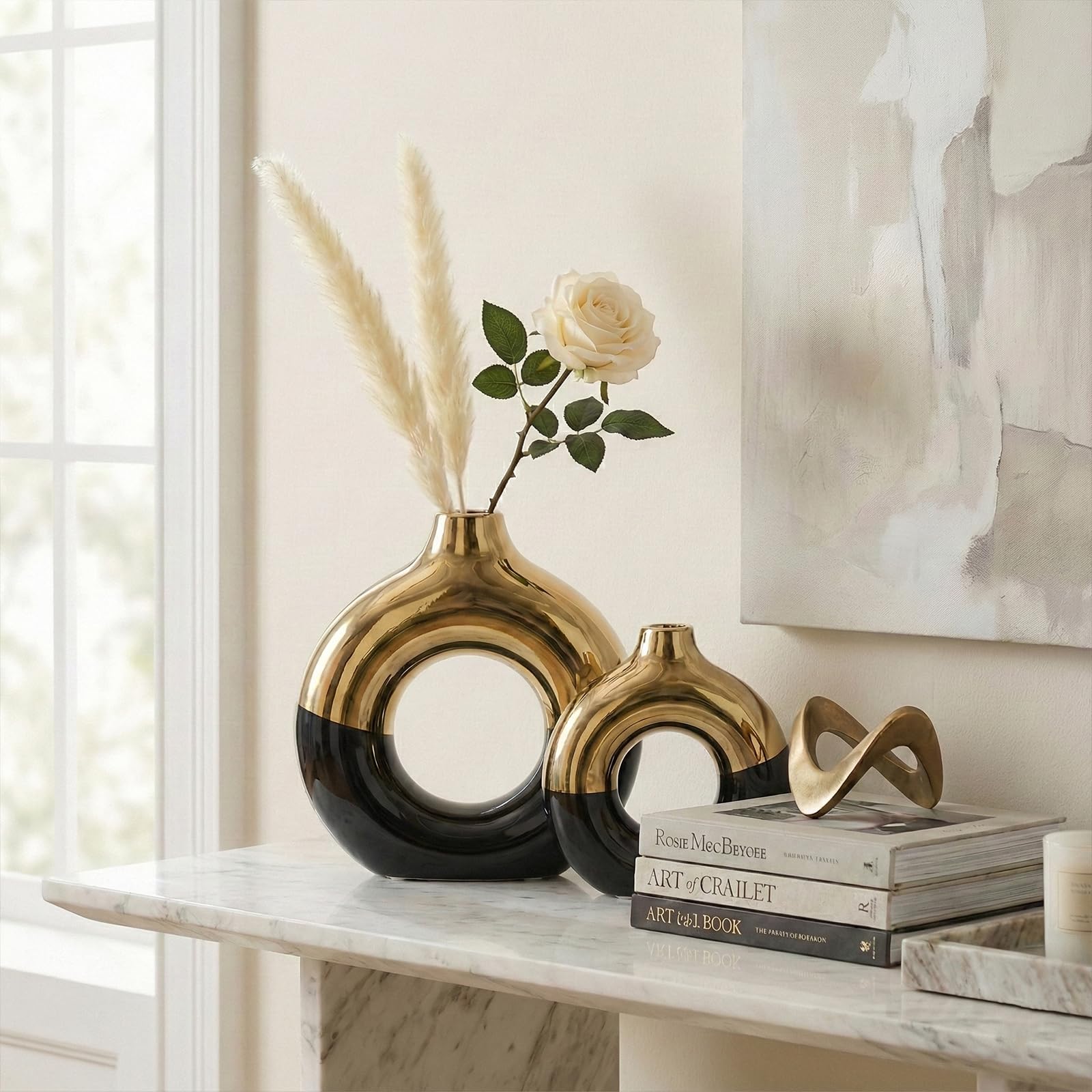 Schwarze und goldene Vase, Deko, Donut-Vasen, Set mit 2 Stück, runde Hohle Vasen, Moderne, Matte Keramikvasen für Eingangsbereich, Wohnzimmer, Schlafzimmer, Esstisch, Tafelaufsatz, Büro