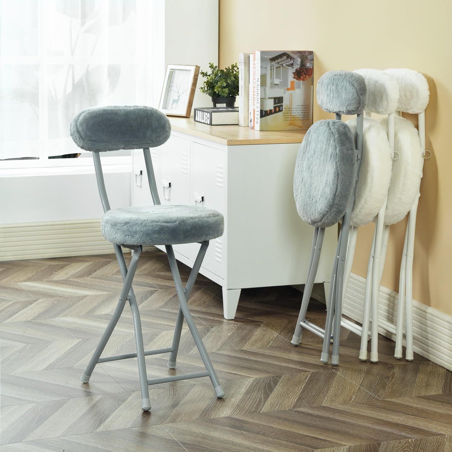 MEUBLE COSY Lot de 4 Chaises de Salon Pliantes Coussin Rond en Fourrure avec Dossier et Repose-Pieds, Siège de 49 cm de Haut, Style Scandinave, Gris