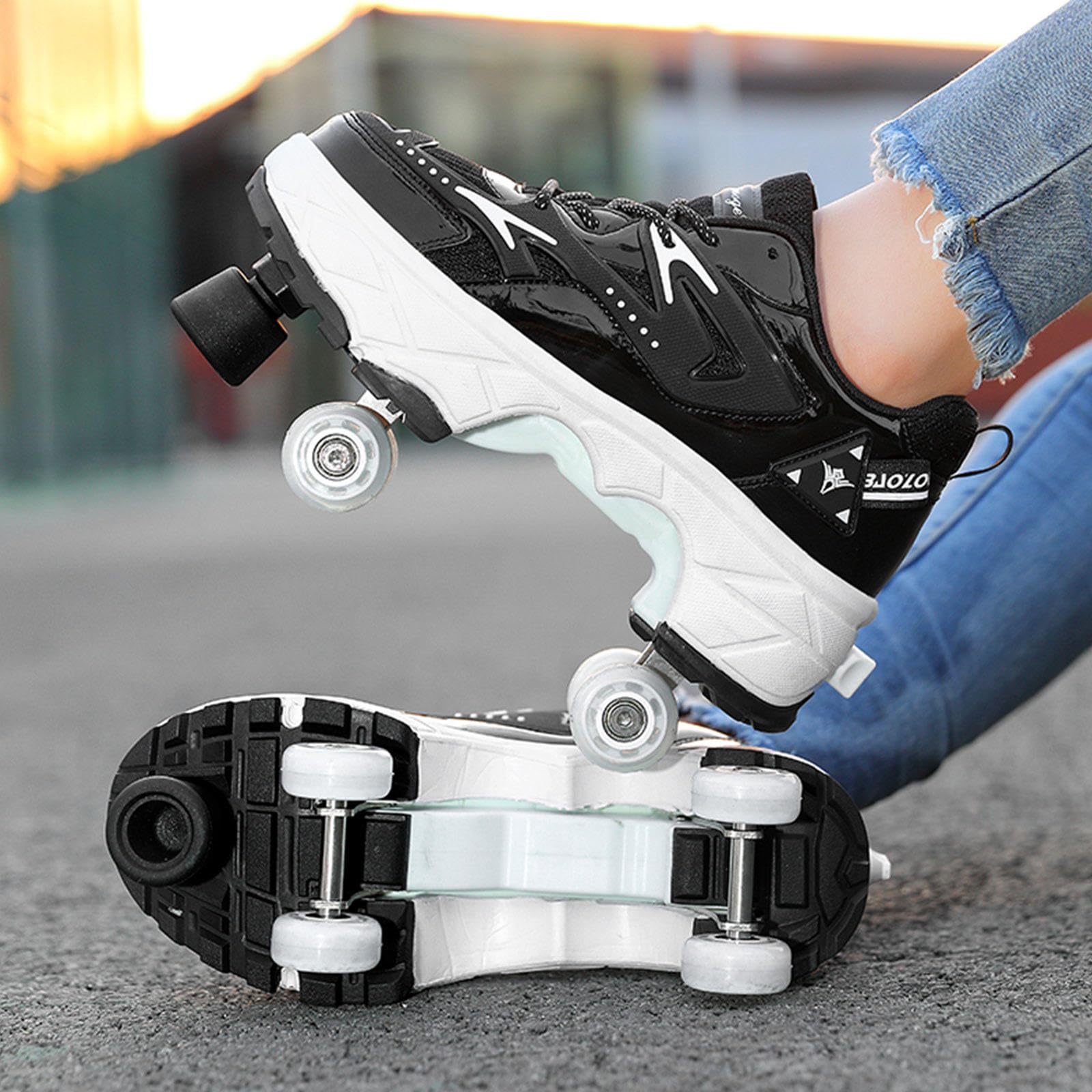 Chaussures De Patins À roulettes Unisexes Chaussures Déformées Multifonctionnelles 2 en 1, Chaussures Parkour pour Adultes/Enfants, Chaussures À roulettes pour Cadeau Débutant,White1-37EU