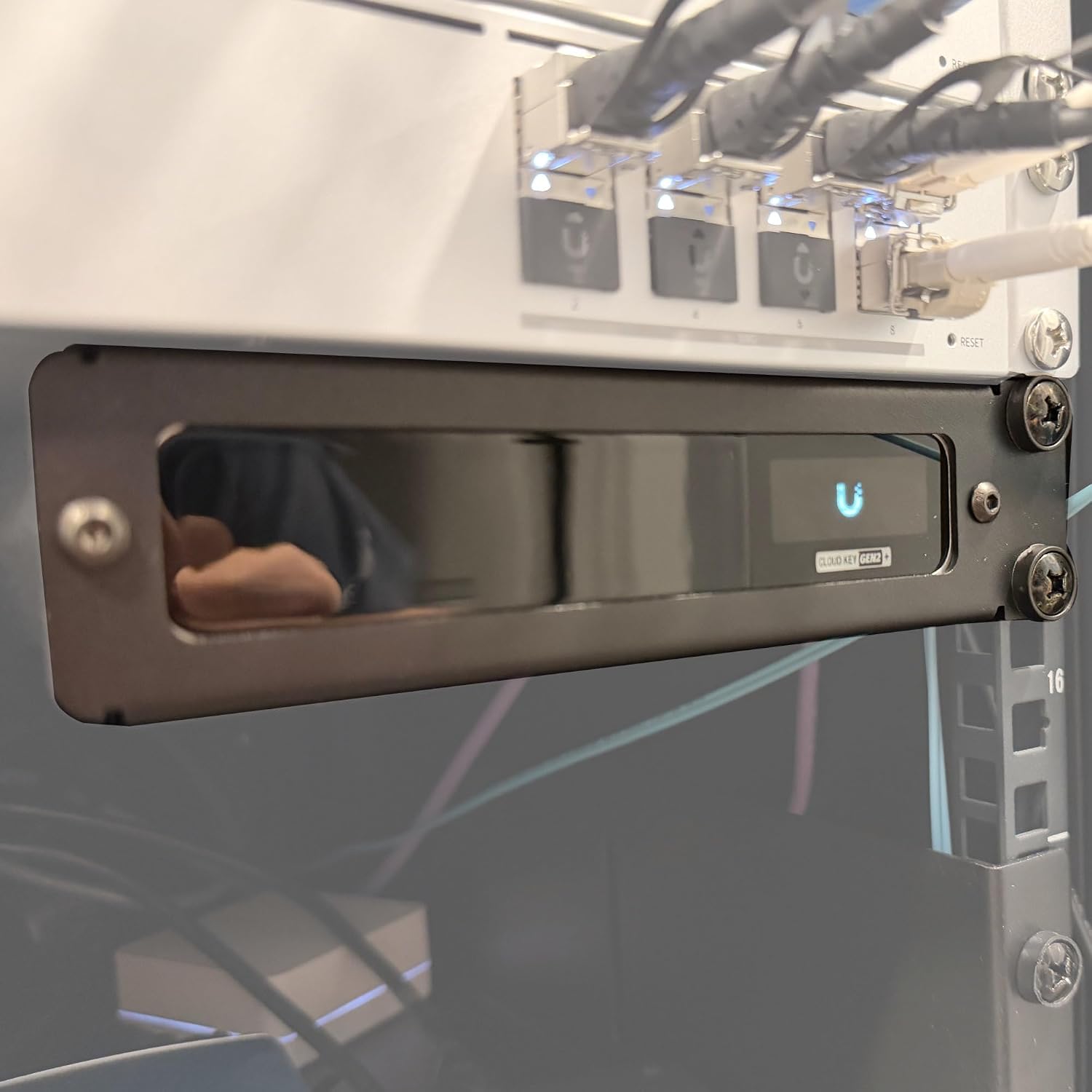 1U Rackmount Bracket for Unifi Cloud Key G2 (Steel Faceplate)