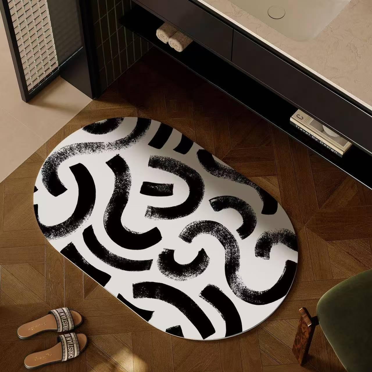 Tapis ovale antidérapant doux à poils courts pour une décoration moderne