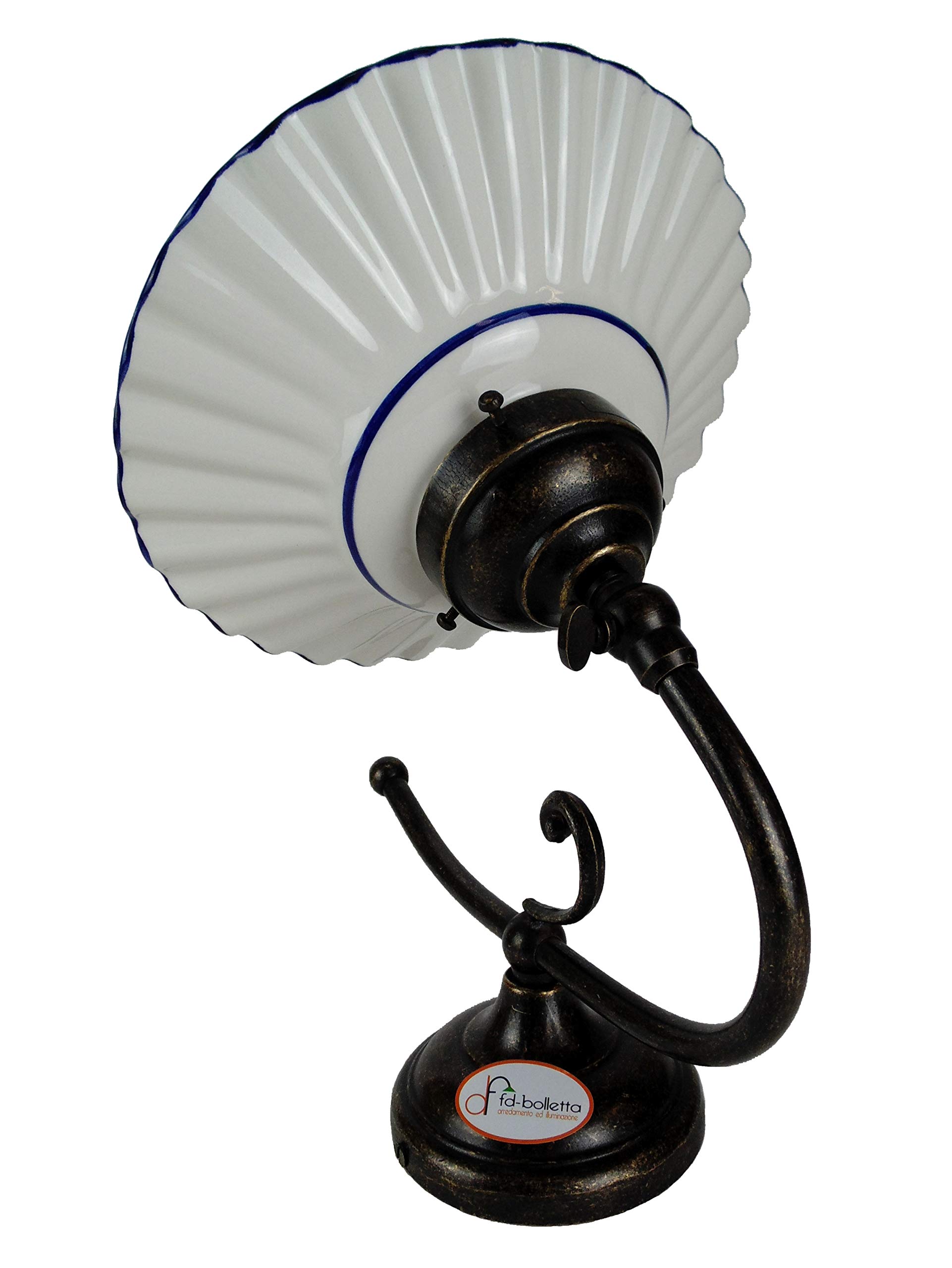 Applique Parete Stile Liberty In Ottone Brunito E Ceramica Bianca - Luce Orientabile Con Attacco E14 - Made In Italy