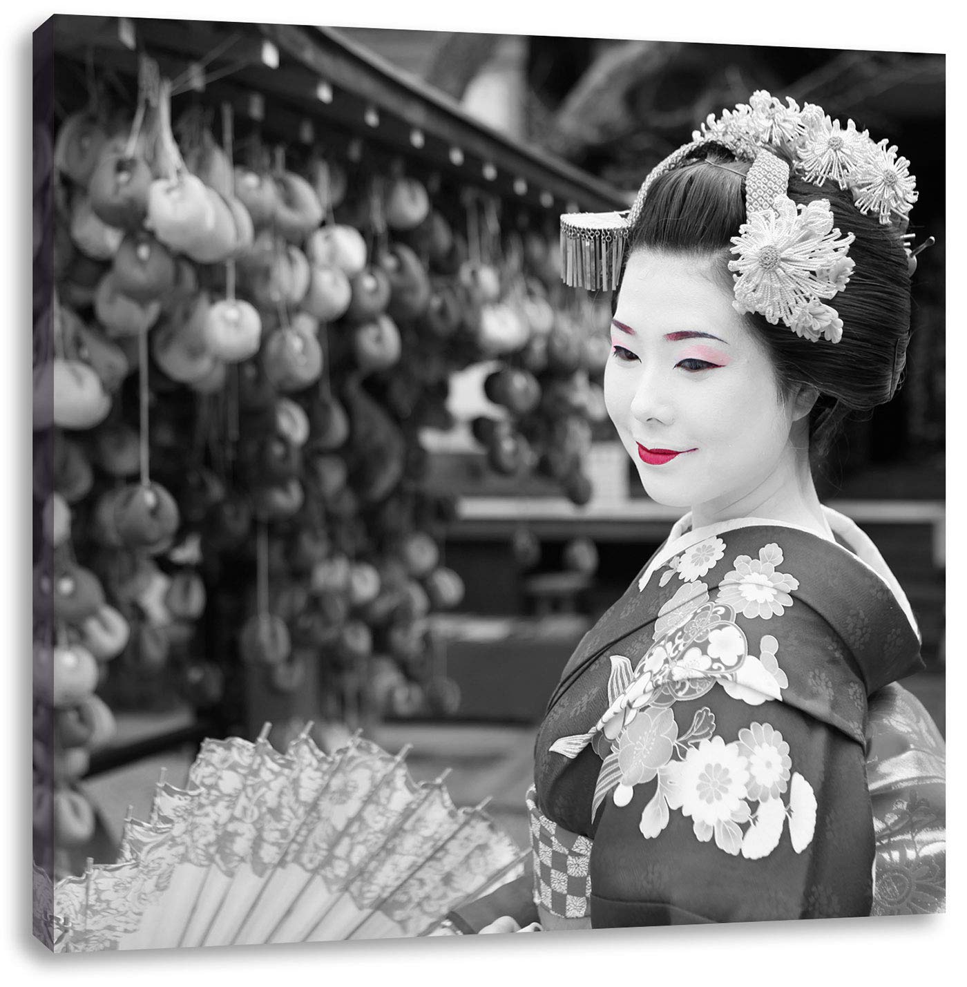 beautiful geisha with fan 70x70 cm canvas print decoration