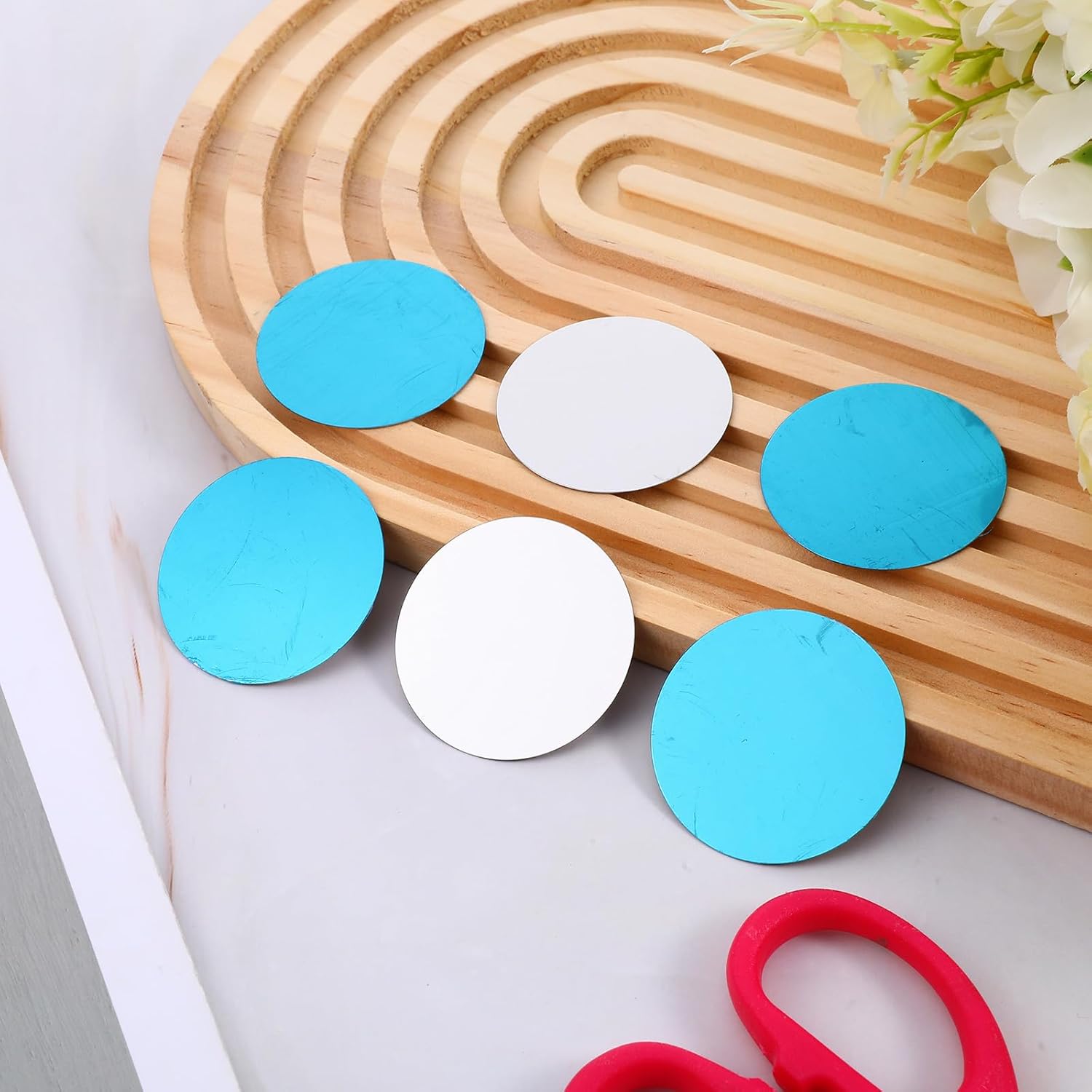 20PCS Round Metal Adhesive Strips for Magnetic Under Cabinet Lights, Under Cabinet Lights Magnetic Sticky with Adhesive Backing Replacement Sticky-Adhesive Metal Plates for Magnetics LED Counter Light