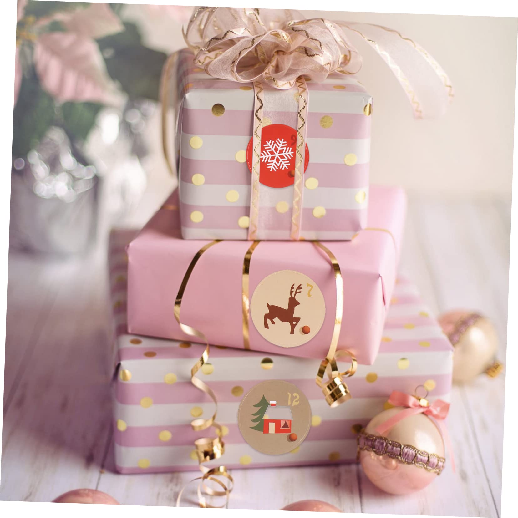 Angoily 60 Fogli Adesivi Natalizi Sigillanti per Sacchetti Caramelle Etichette Decorative Rotonde con Motivi Fiocchi e Renne Sticker Autoadesivi per Regali e Decorazioni Natale