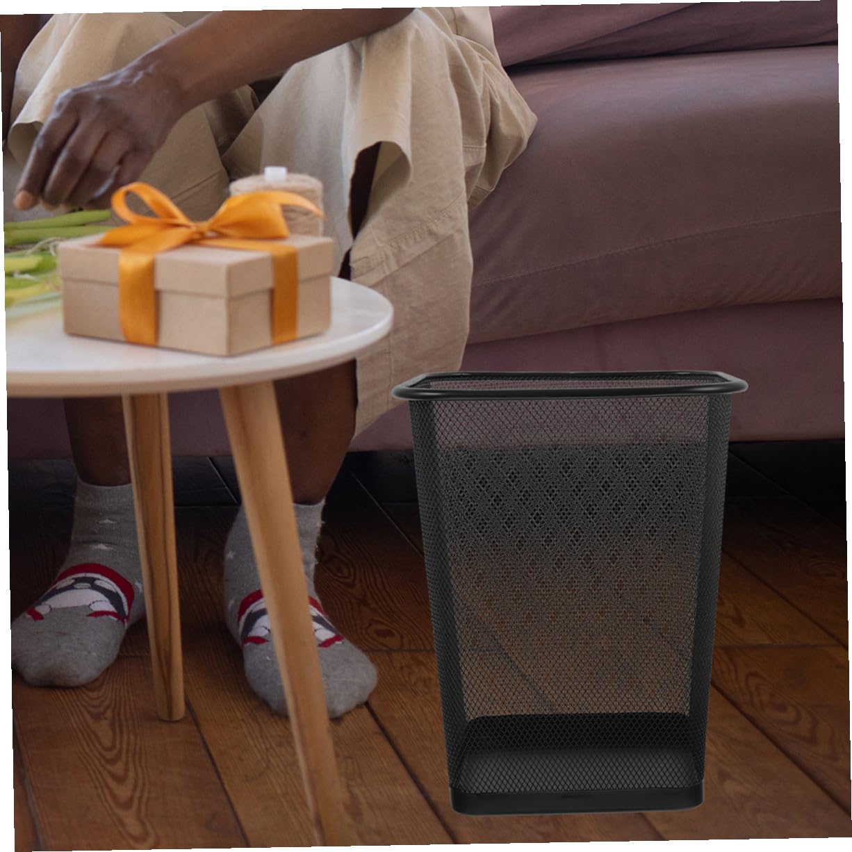 Hemobllo 2pcs Metal Mesh Trash Can Ventilated Hollow Square Wastebasket for Office Bathroom Bedroom Kitchen Breathable Wire Mesh Design for Home and Workplace Organization