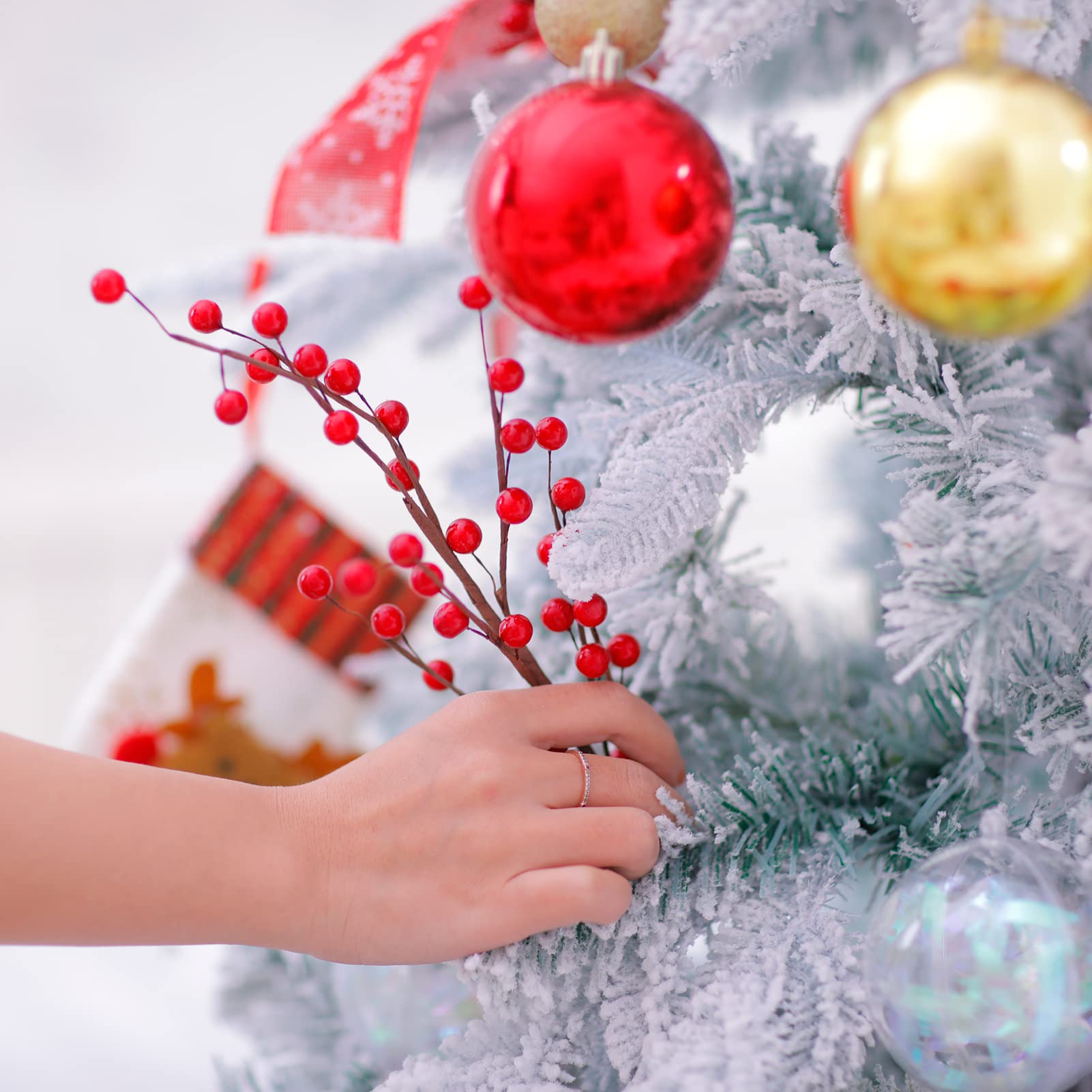 24xrote Weihnachts-Beerenstiele für Weihnachtsbaumschmuck und Dekorationen, Handwerk, Hochzeit, Urlaub, Heimdekoration, künstliche burgunderrote Beere, Weihnachtsspieße, Stechpalme (43.2 cm)