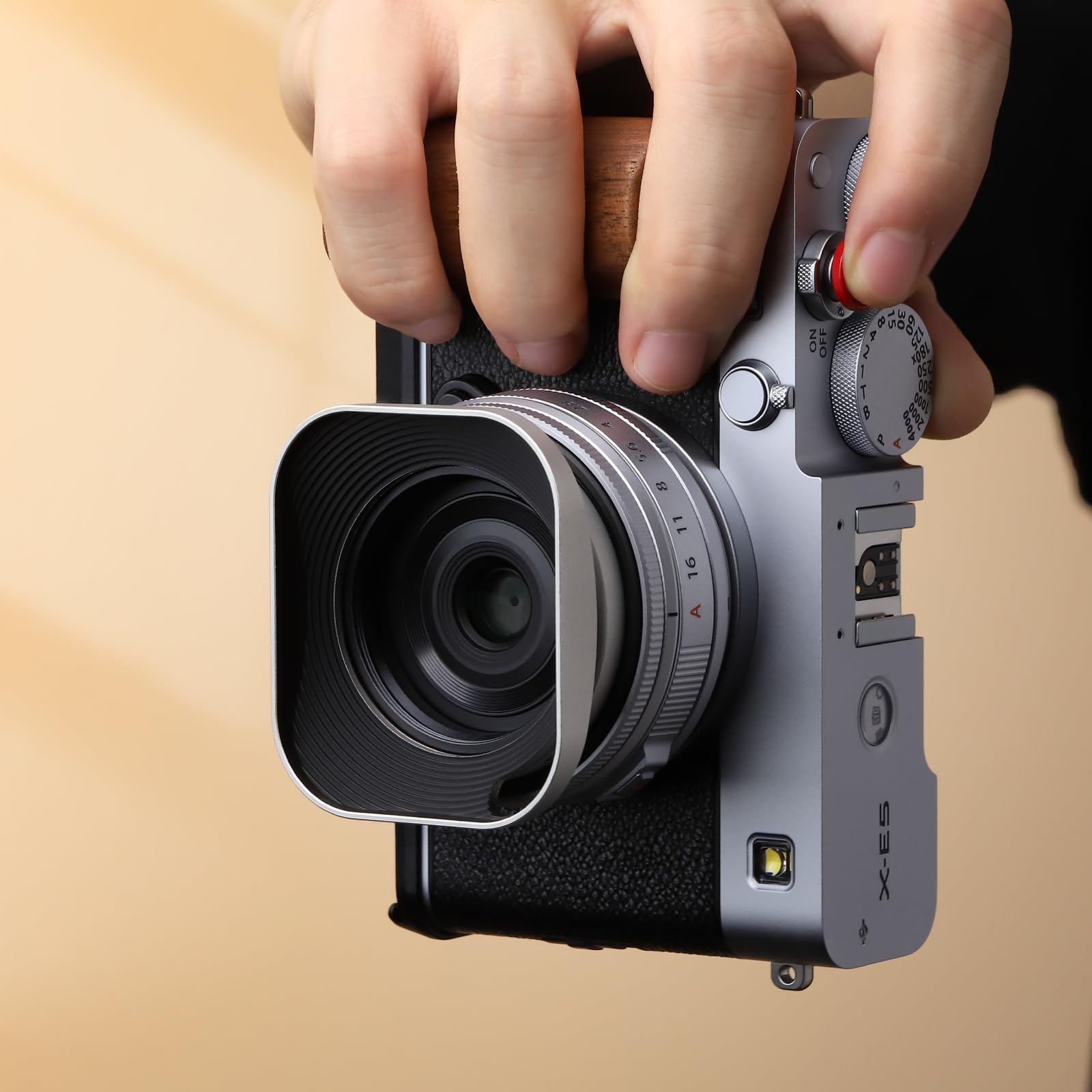 Haoge X-E5 HG-XE5-B Poignée en bois pour appareil photo Fujifilm XE5 Poignée en forme de L avec plaque de dégagement rapide Arca-Swiss System Trépied supplémentaire 1/4 trou Noir